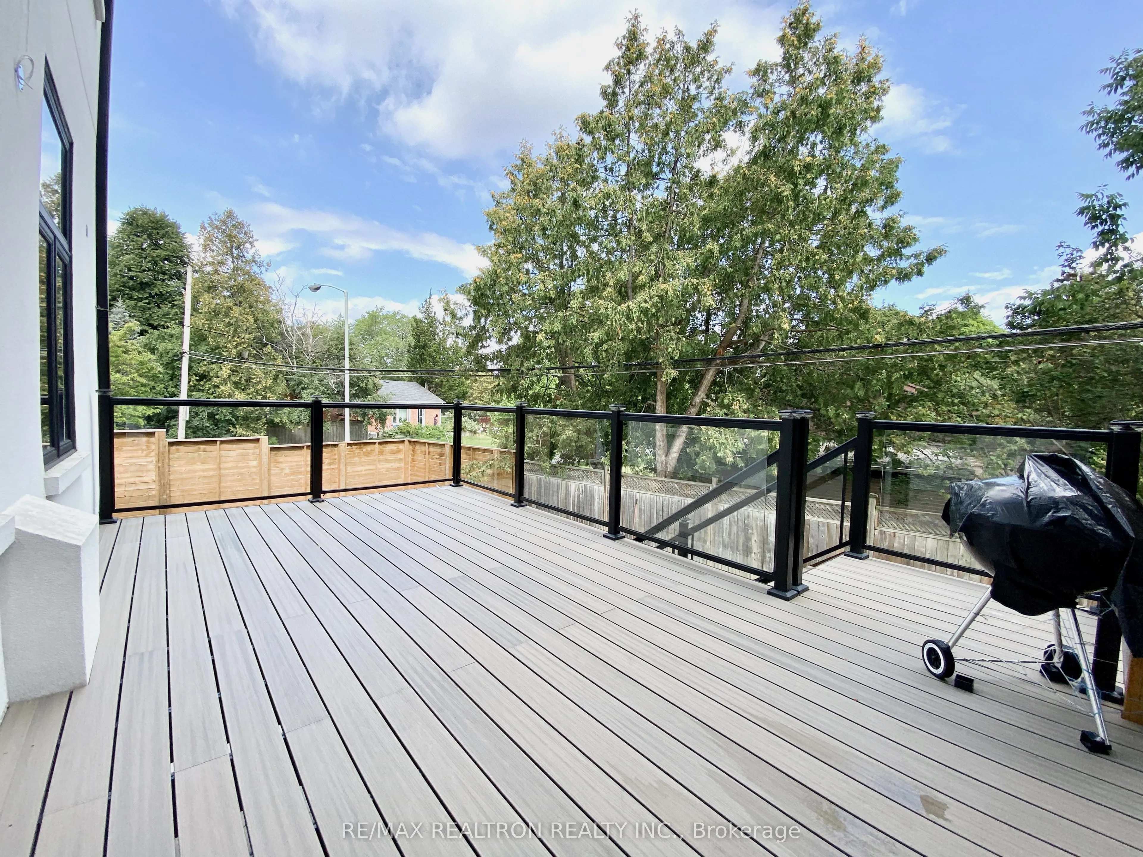 2 North Hills Terrace