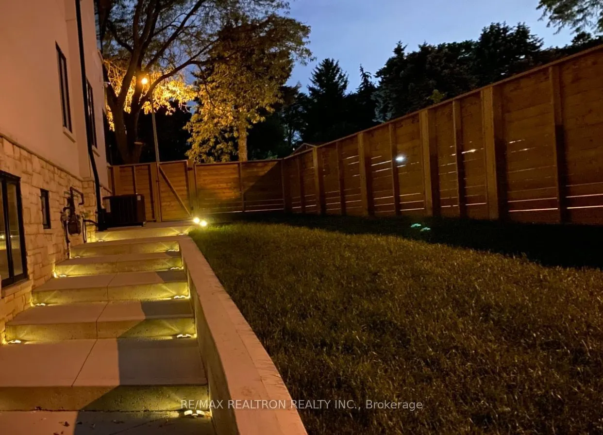 2 North Hills Terrace