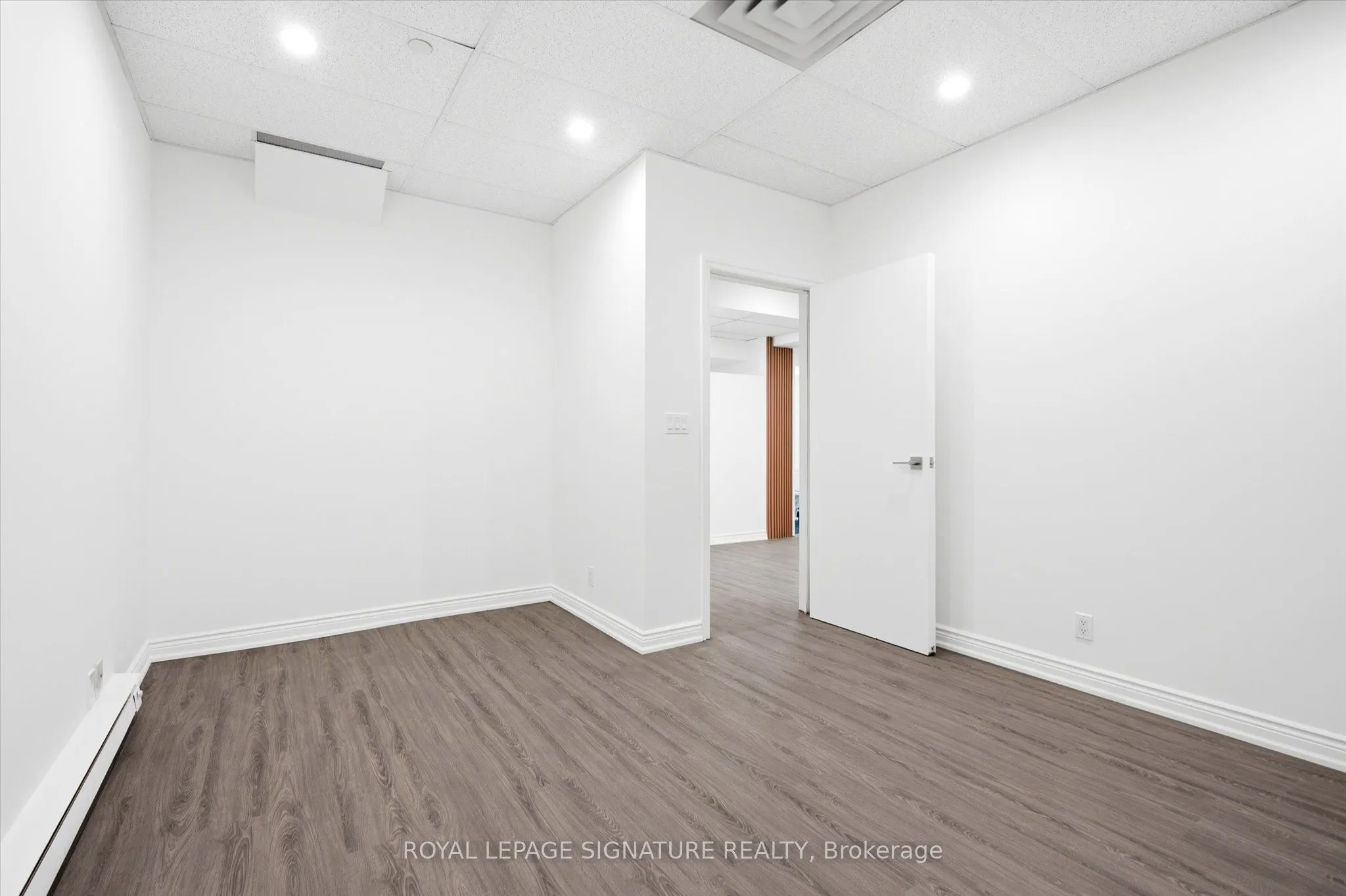 2900 Yonge Street #101