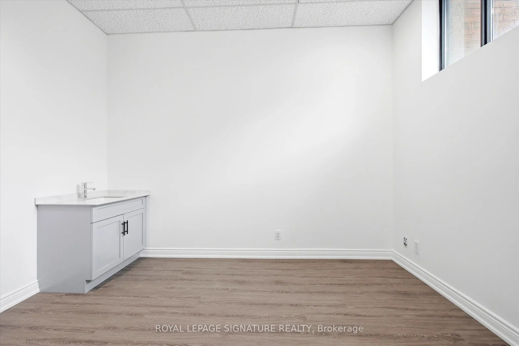 2900 Yonge Street #101