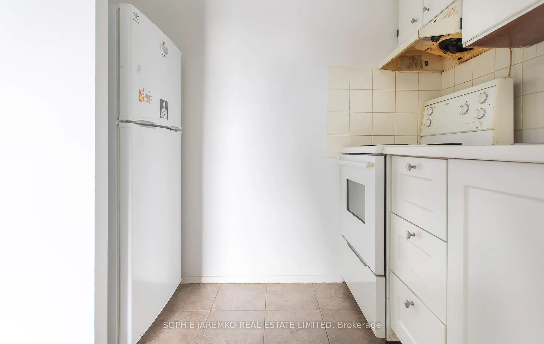 1071A Bloor Street W #3