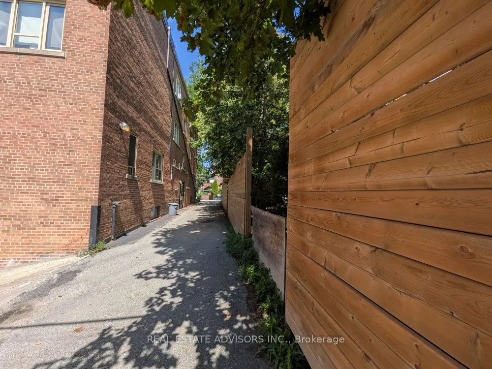29 Thelma Avenue