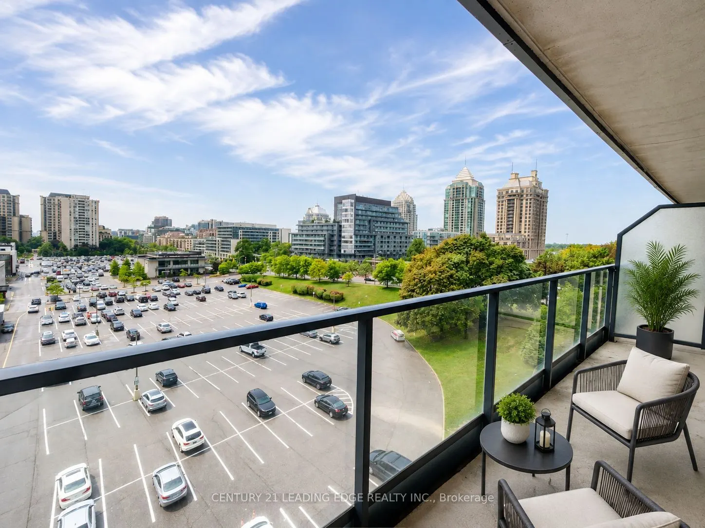 2885 Bayview Avenue #404