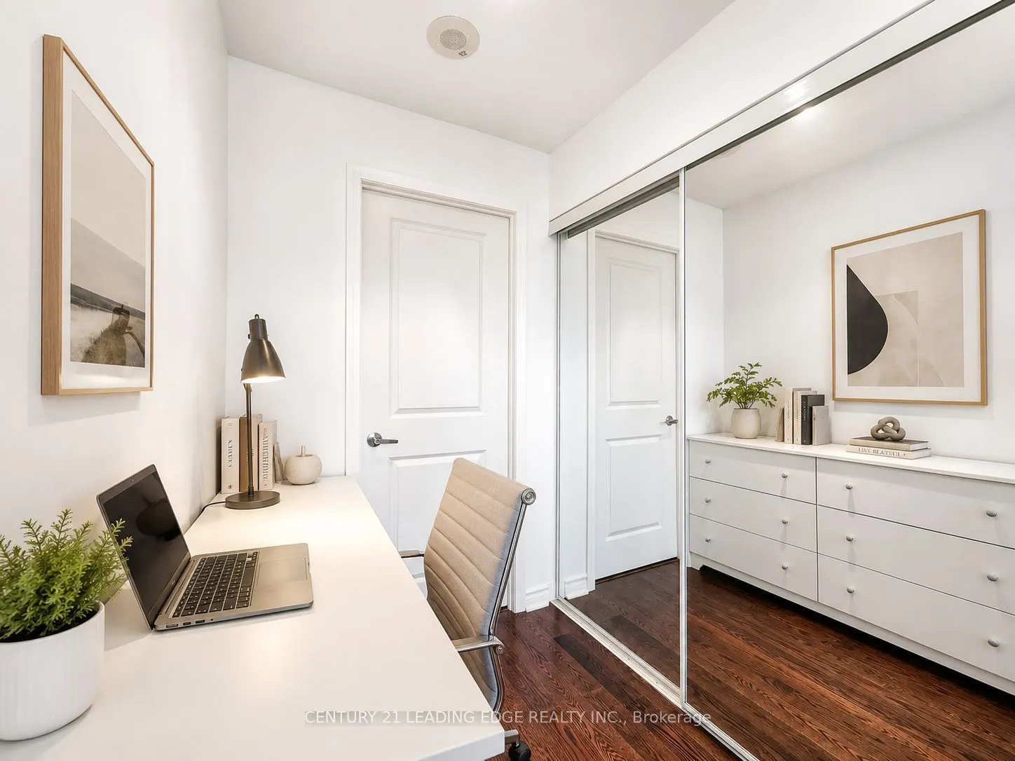 2885 Bayview Avenue #404