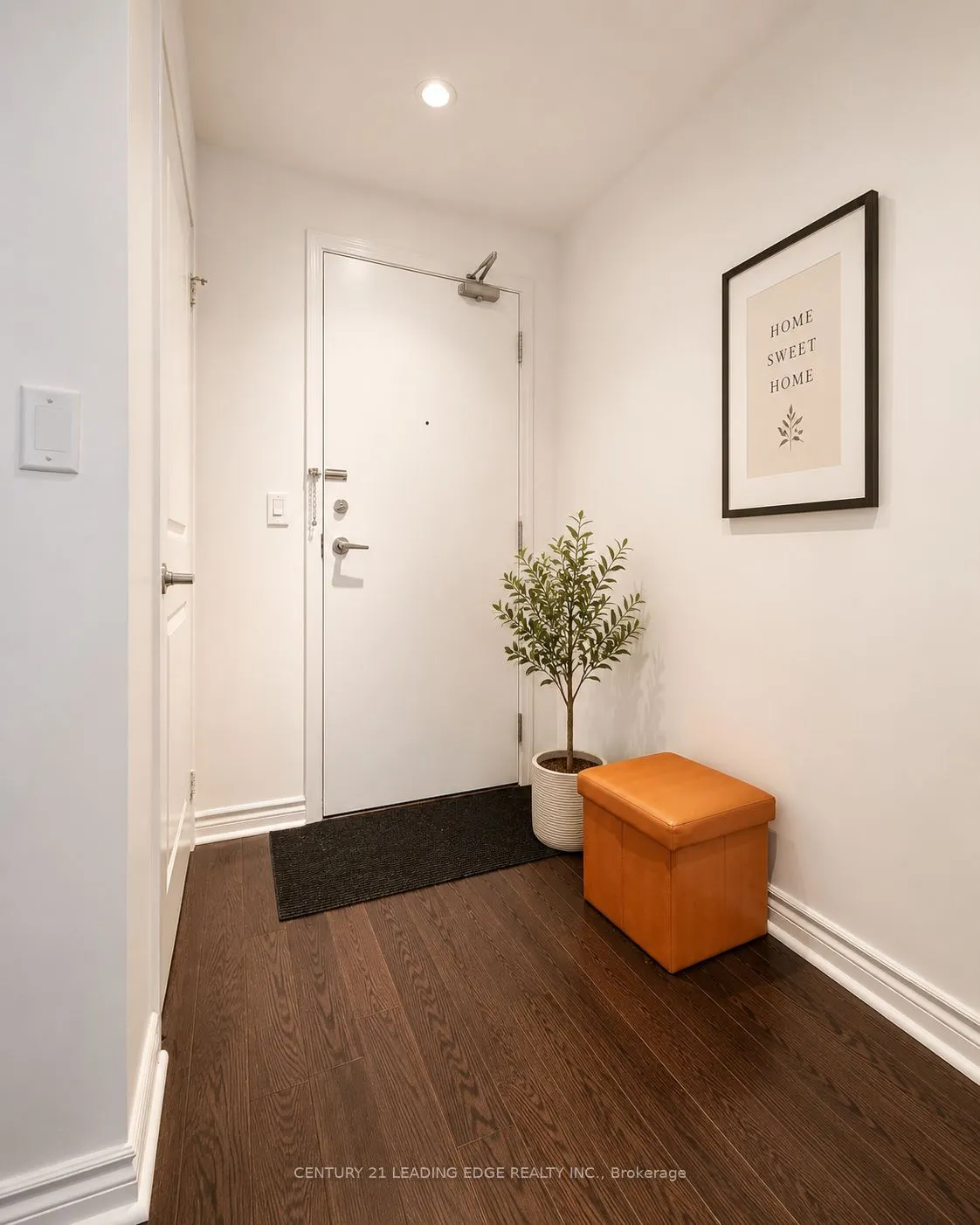 2885 Bayview Avenue #404