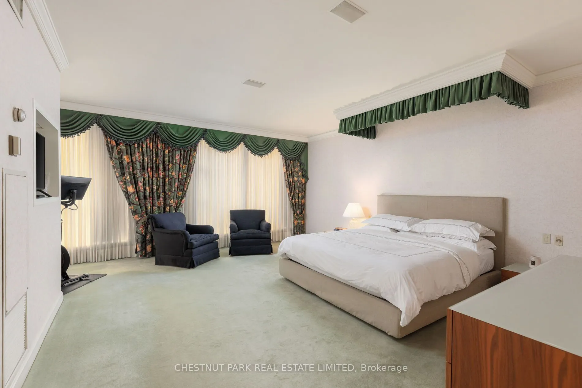 77 Avenue Road #612