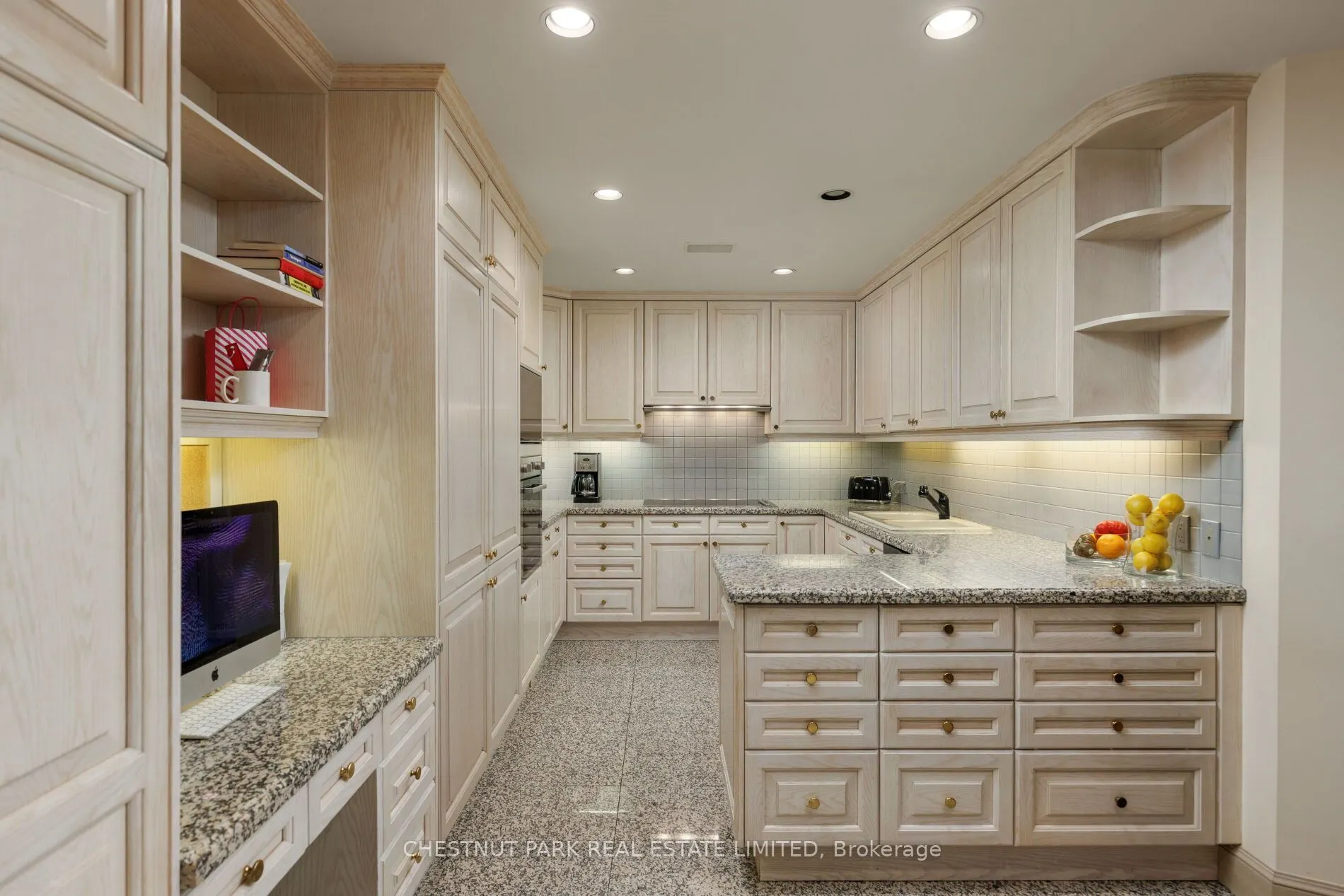 77 Avenue Road #612