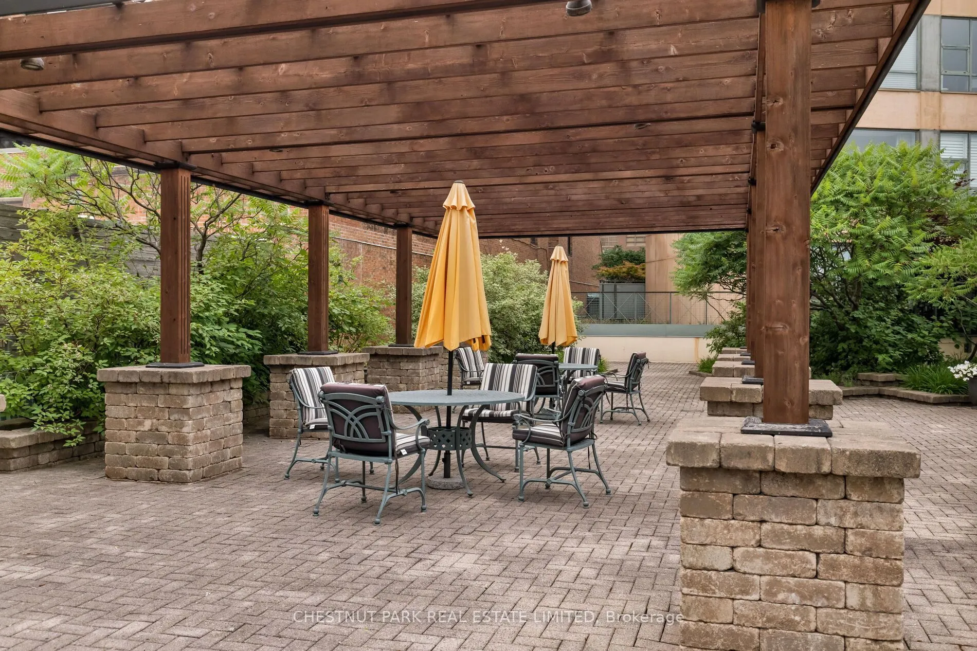 77 Avenue Road #612