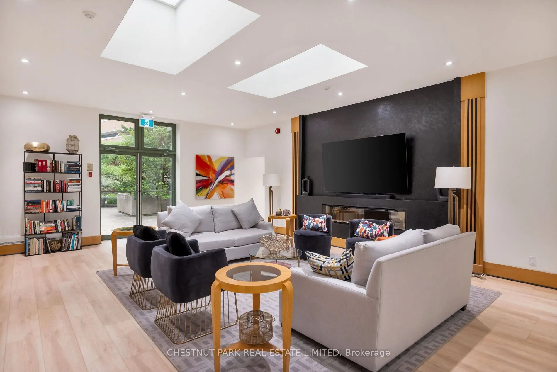 77 Avenue Road #612