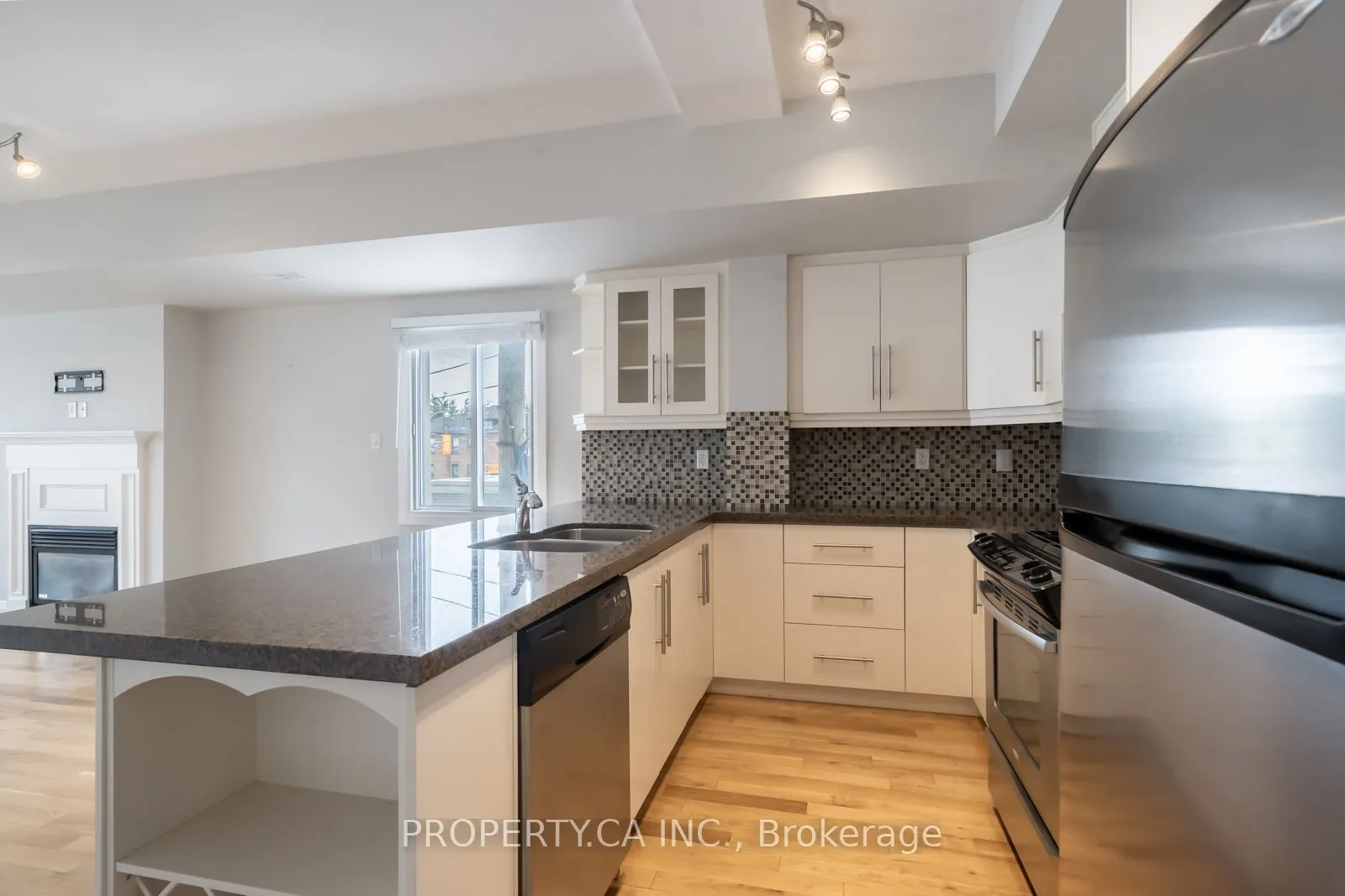473 Dupont Street #2