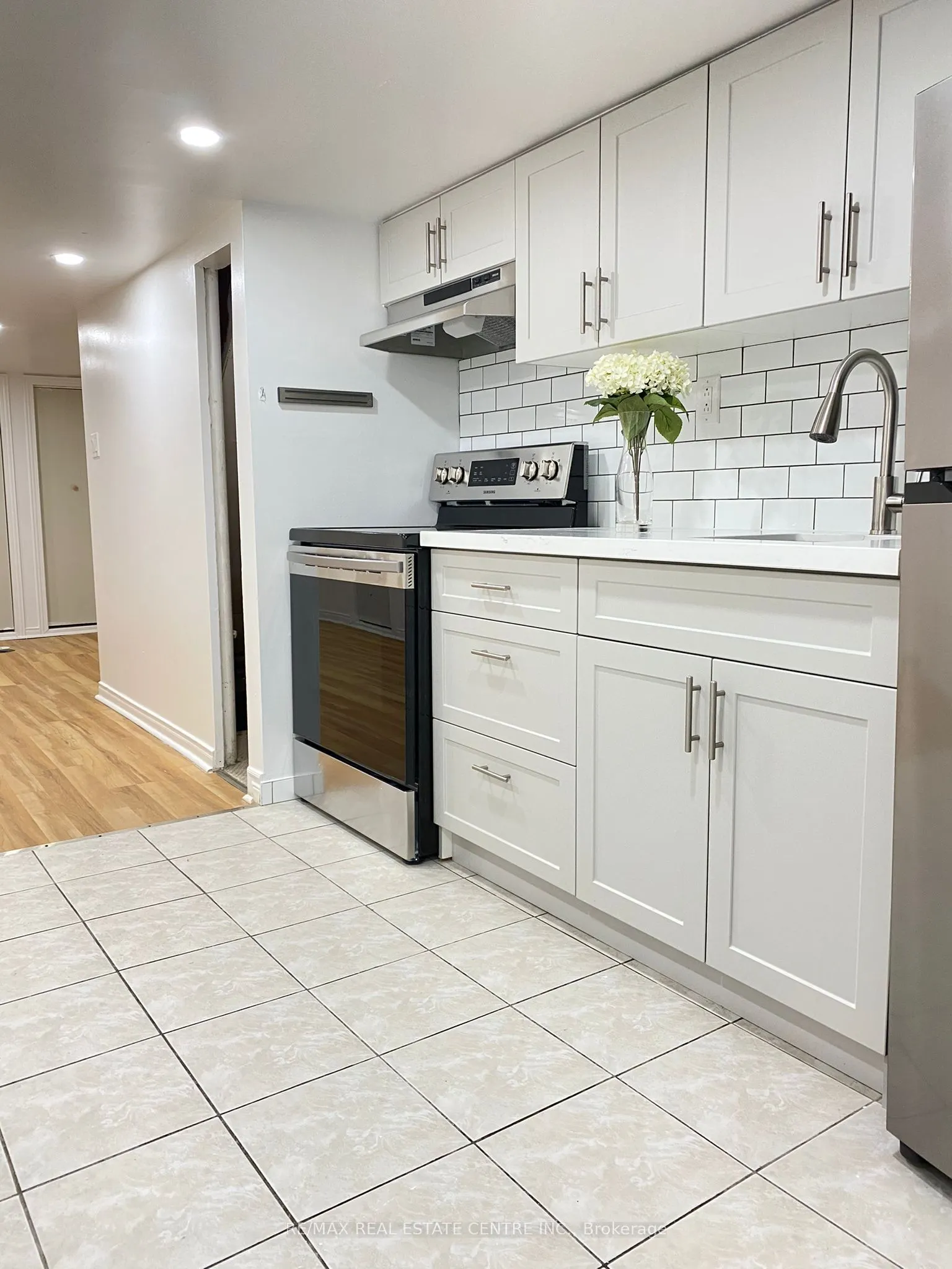 472 Lansdowne Avenue #Lower