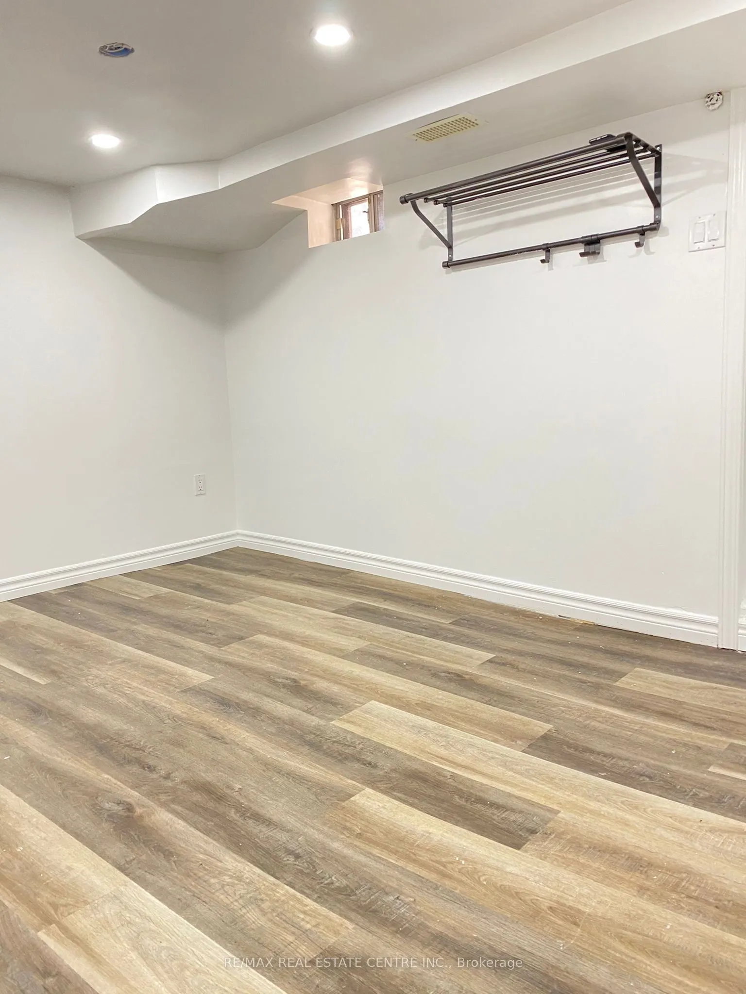 472 Lansdowne Avenue #Lower