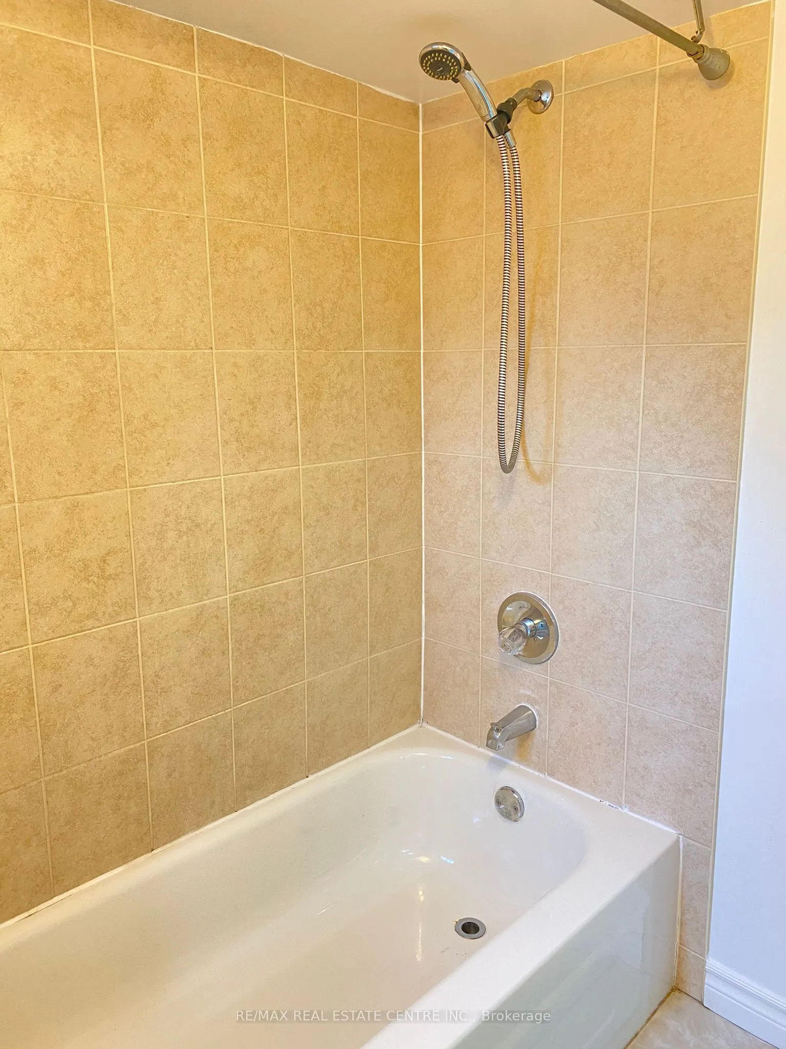 472 Lansdowne Avenue #Lower