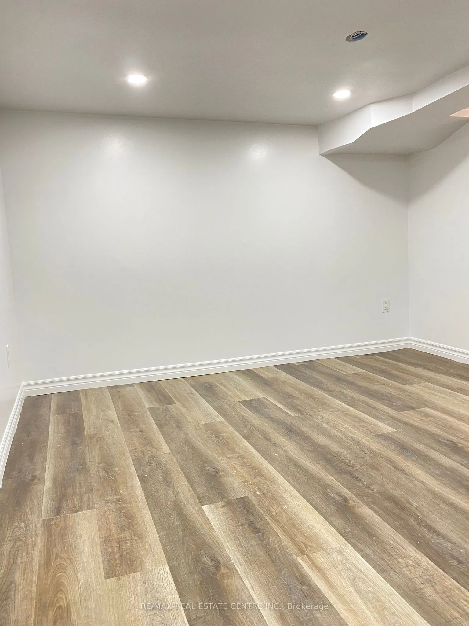 472 Lansdowne Avenue #Lower