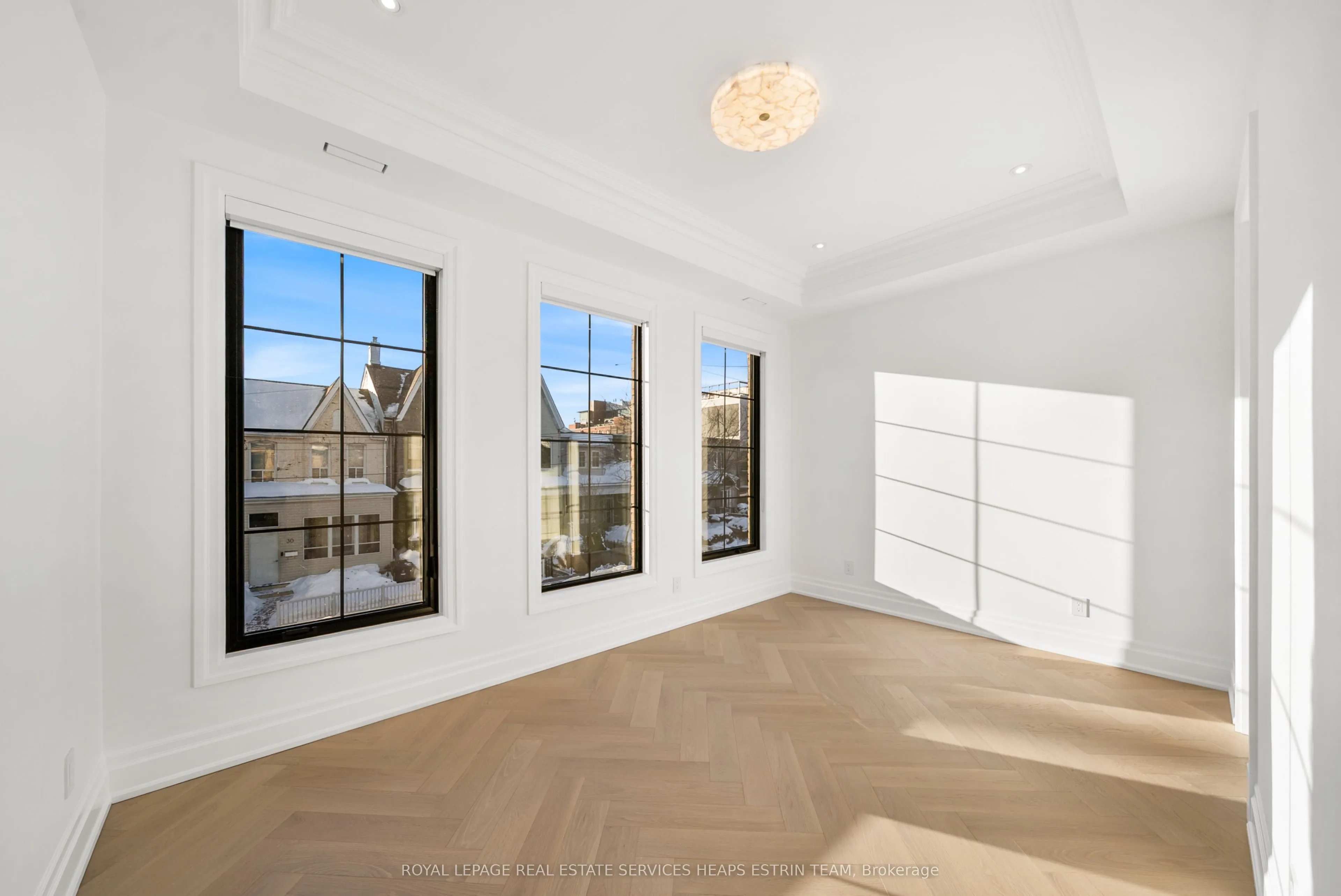23 Lippincott Street