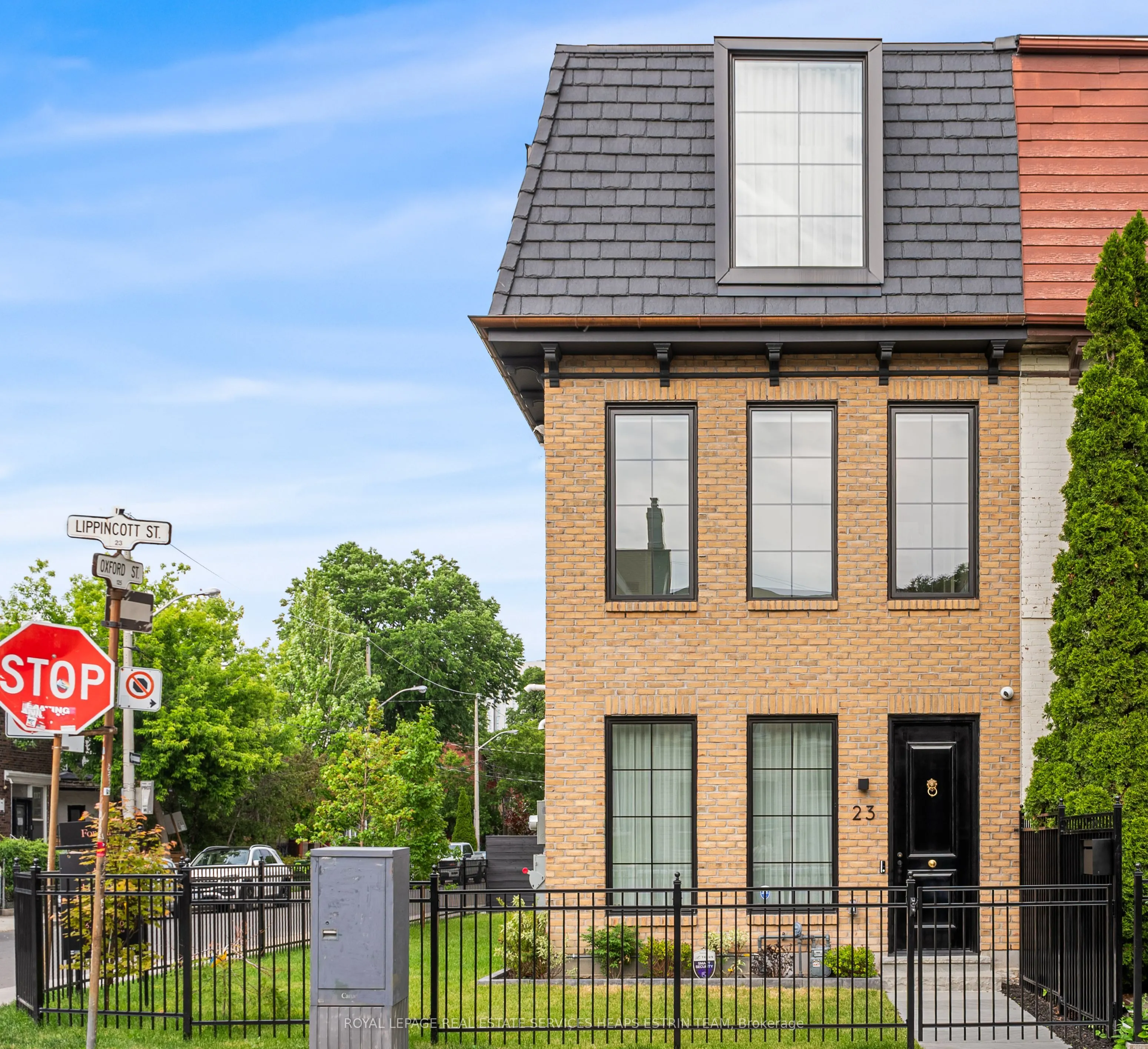 23 Lippincott Street