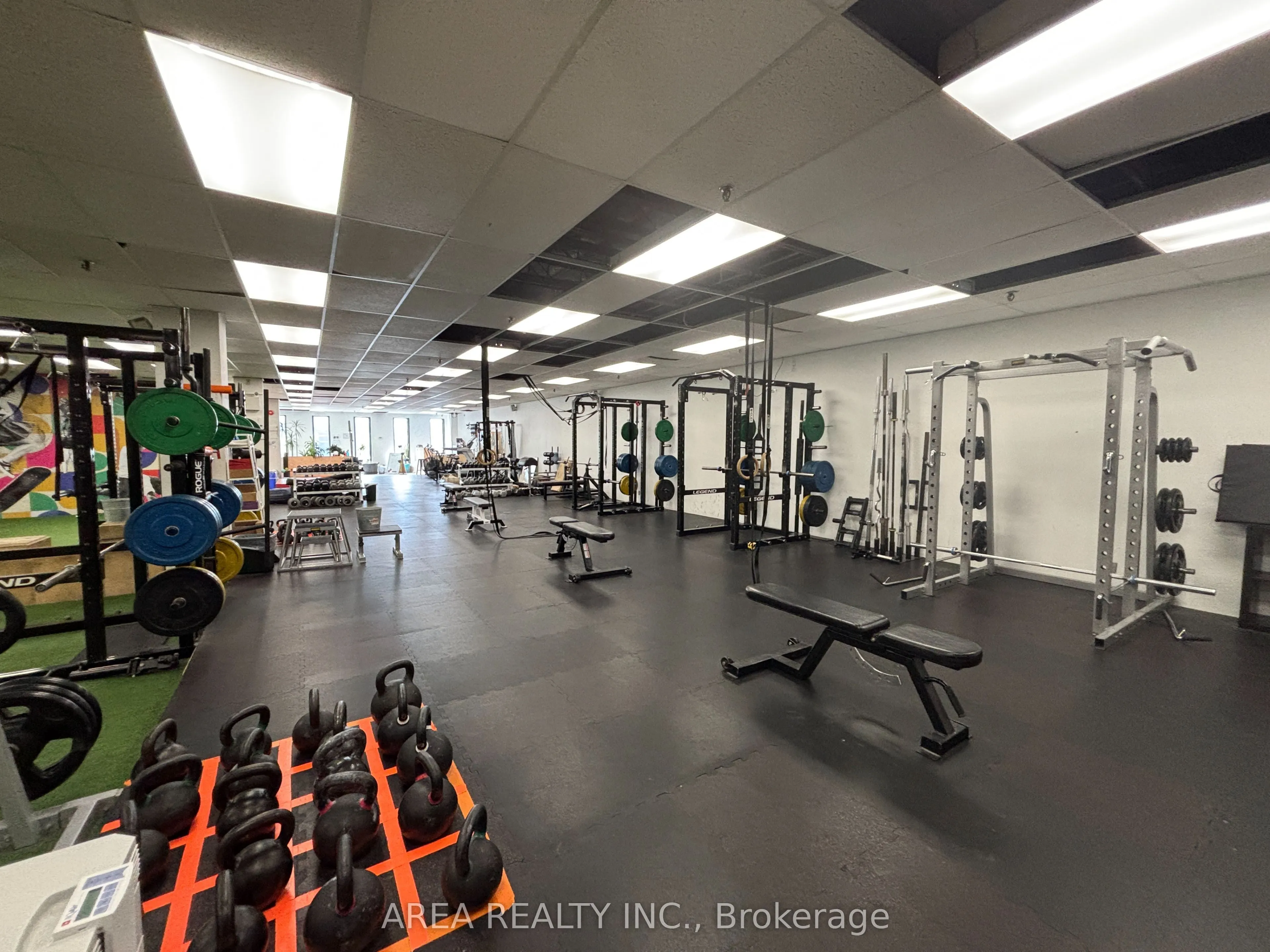 610 Queen Street W