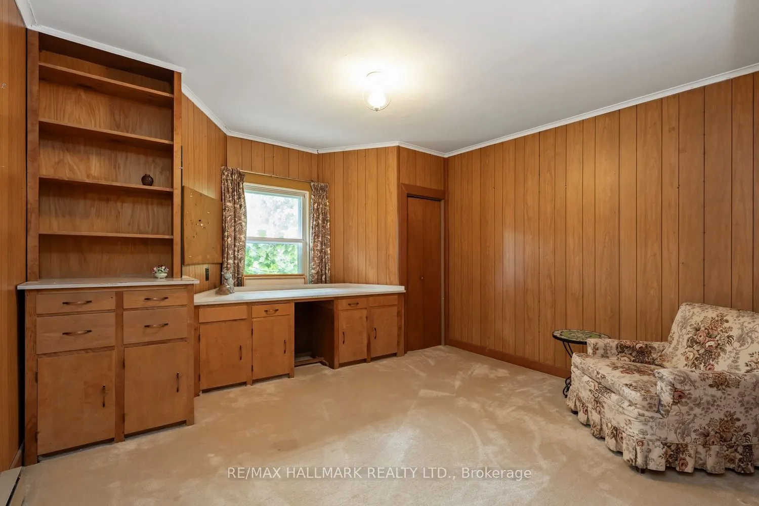 48 Chatsworth Drive