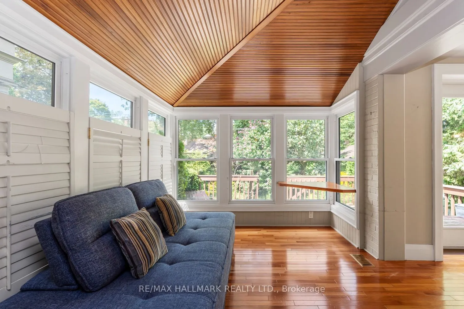 48 Chatsworth Drive