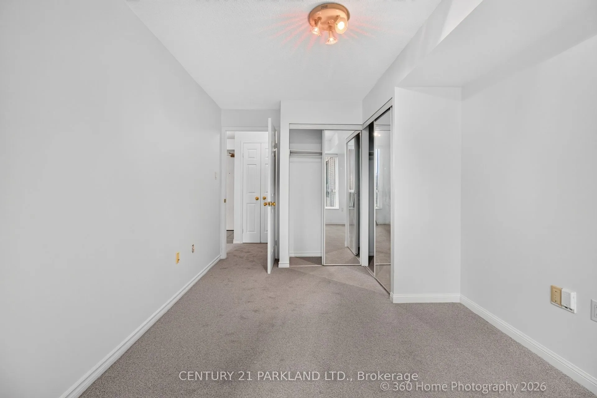 109 Front Street E #609