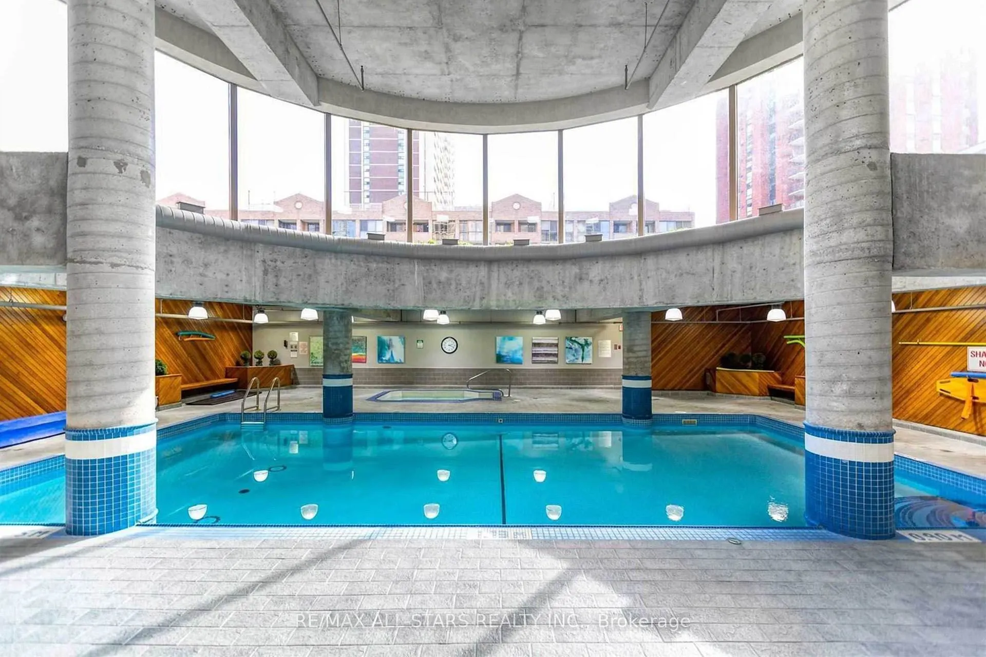 15 Maitland Place #2112
