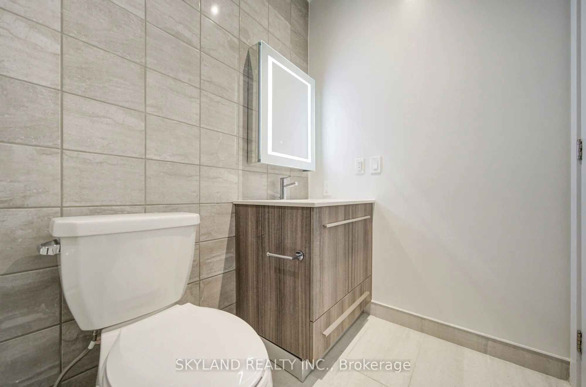 8 Cumberland Street #4305