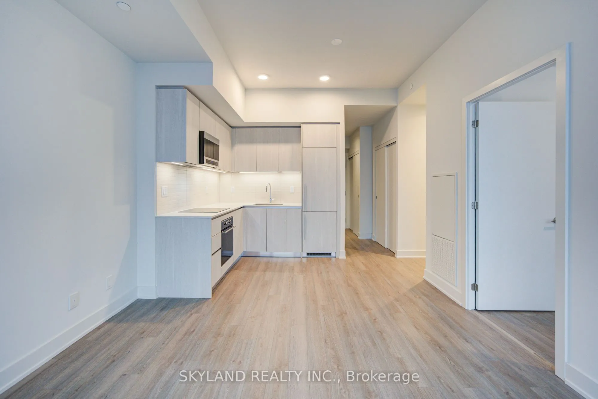 8 Cumberland Street #4305