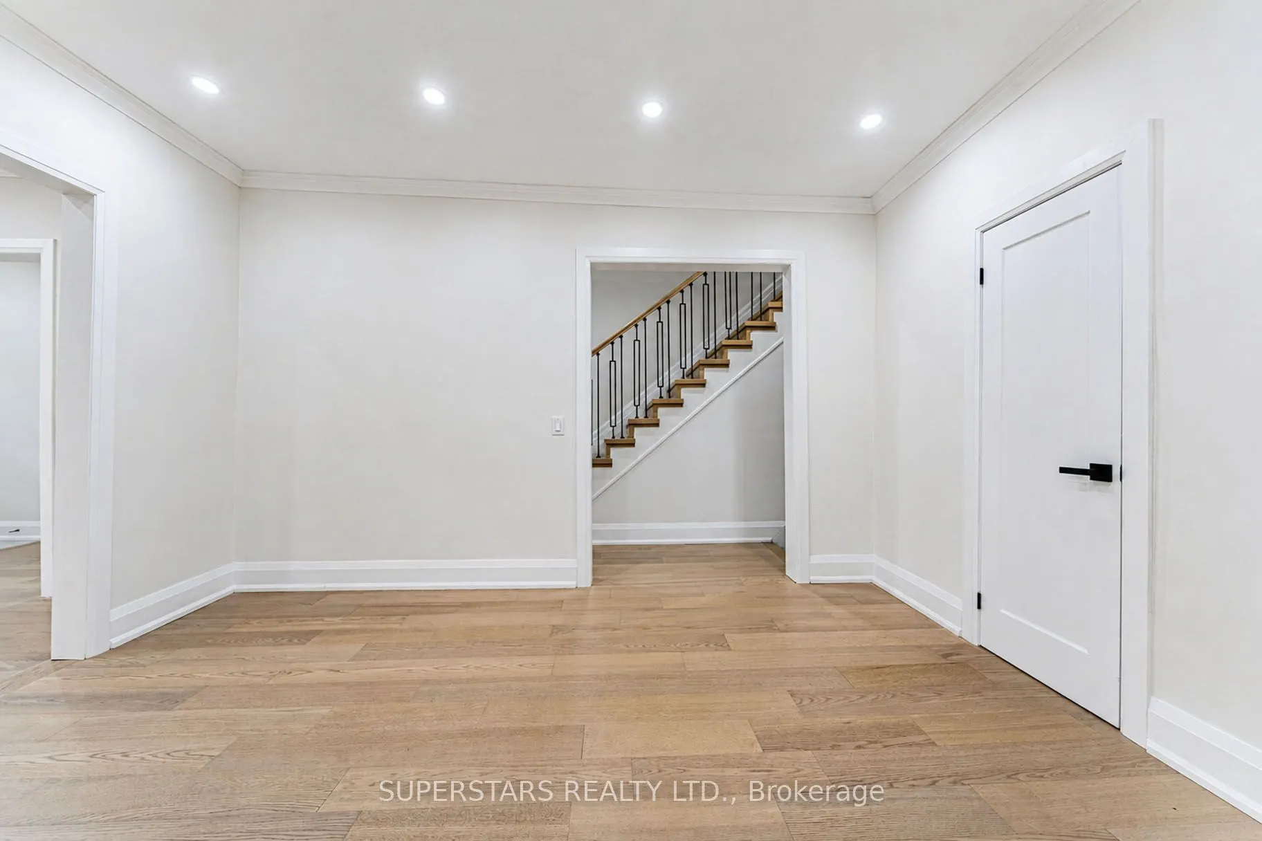 105 Bellwoods Avenue