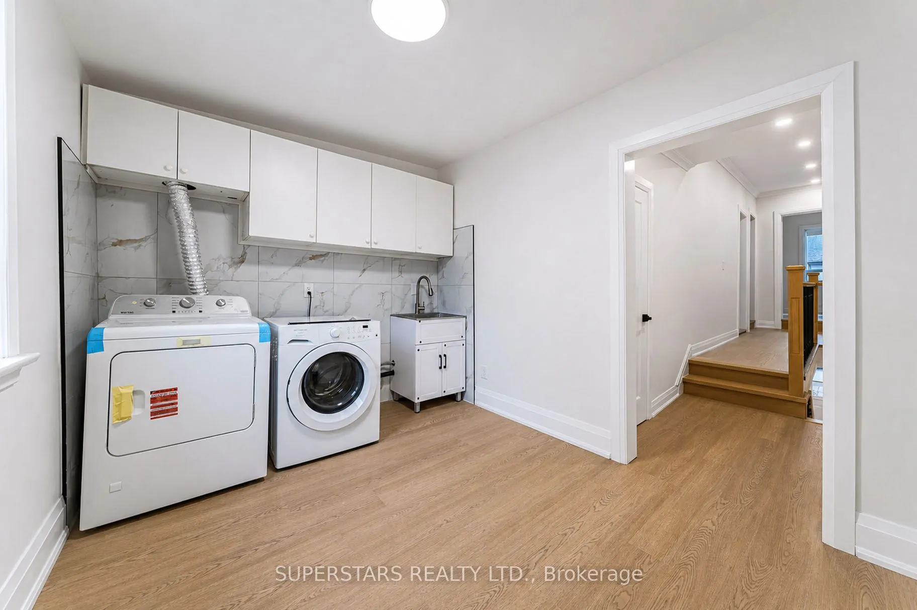105 Bellwoods Avenue