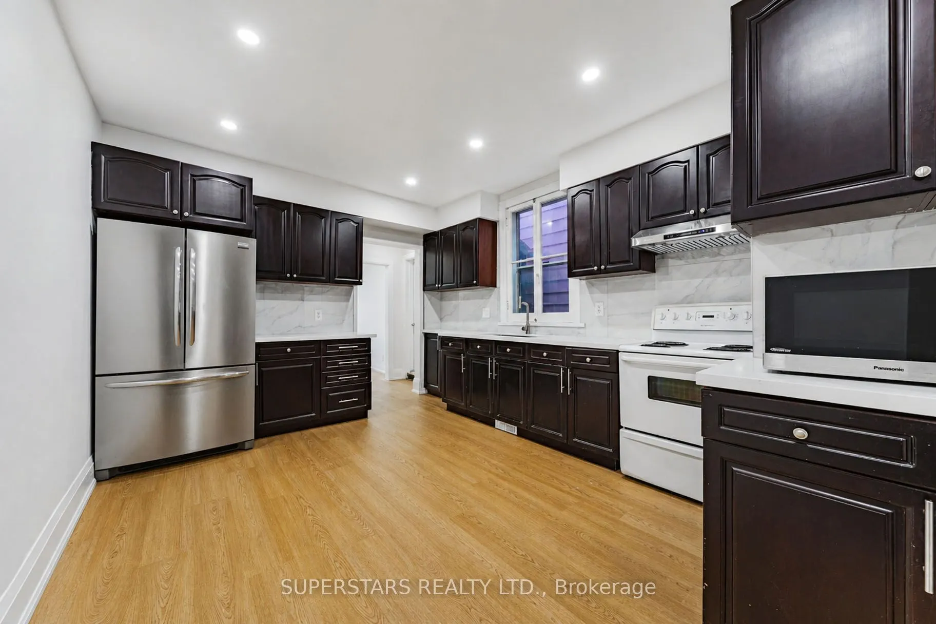 105 Bellwoods Avenue