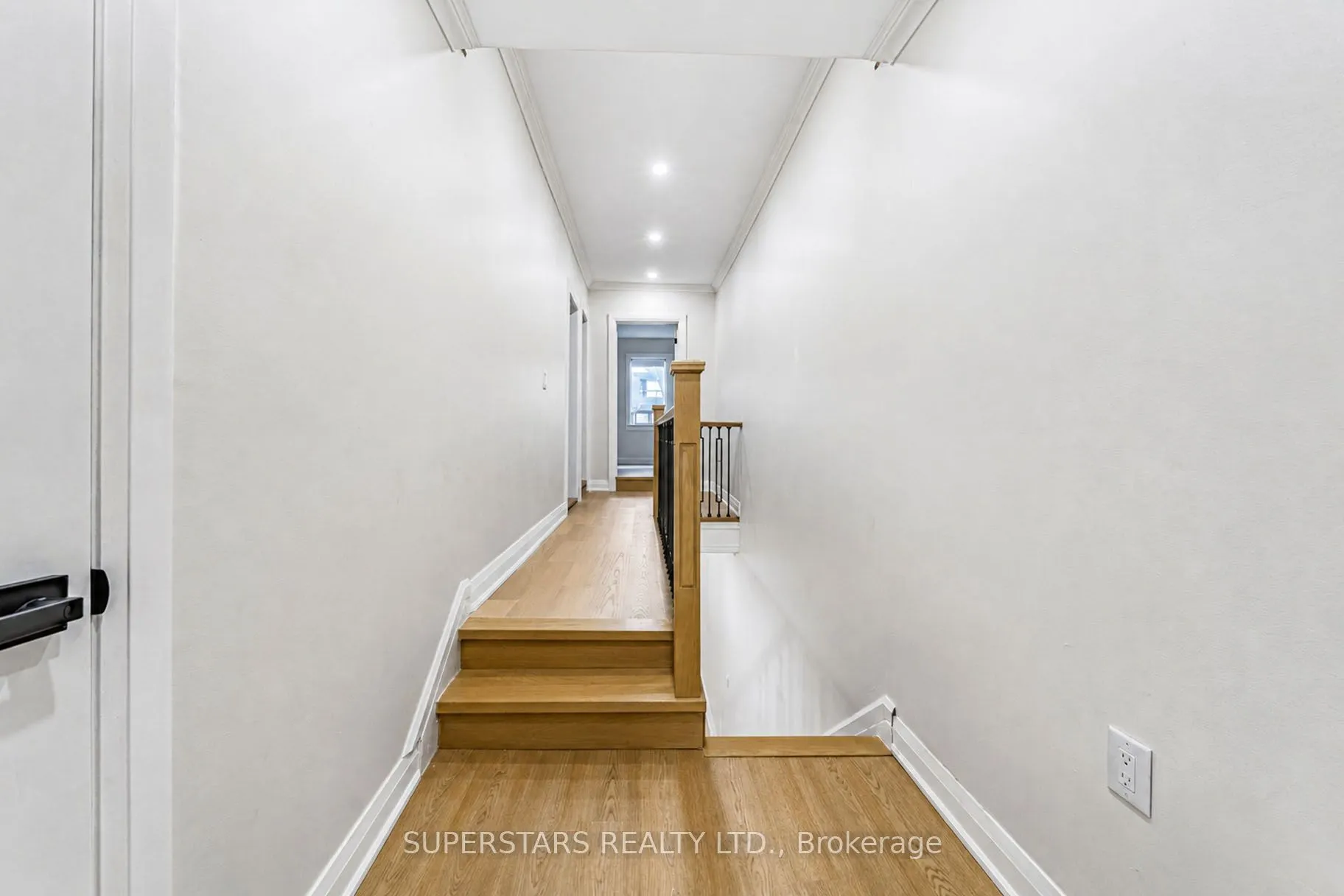 105 Bellwoods Avenue