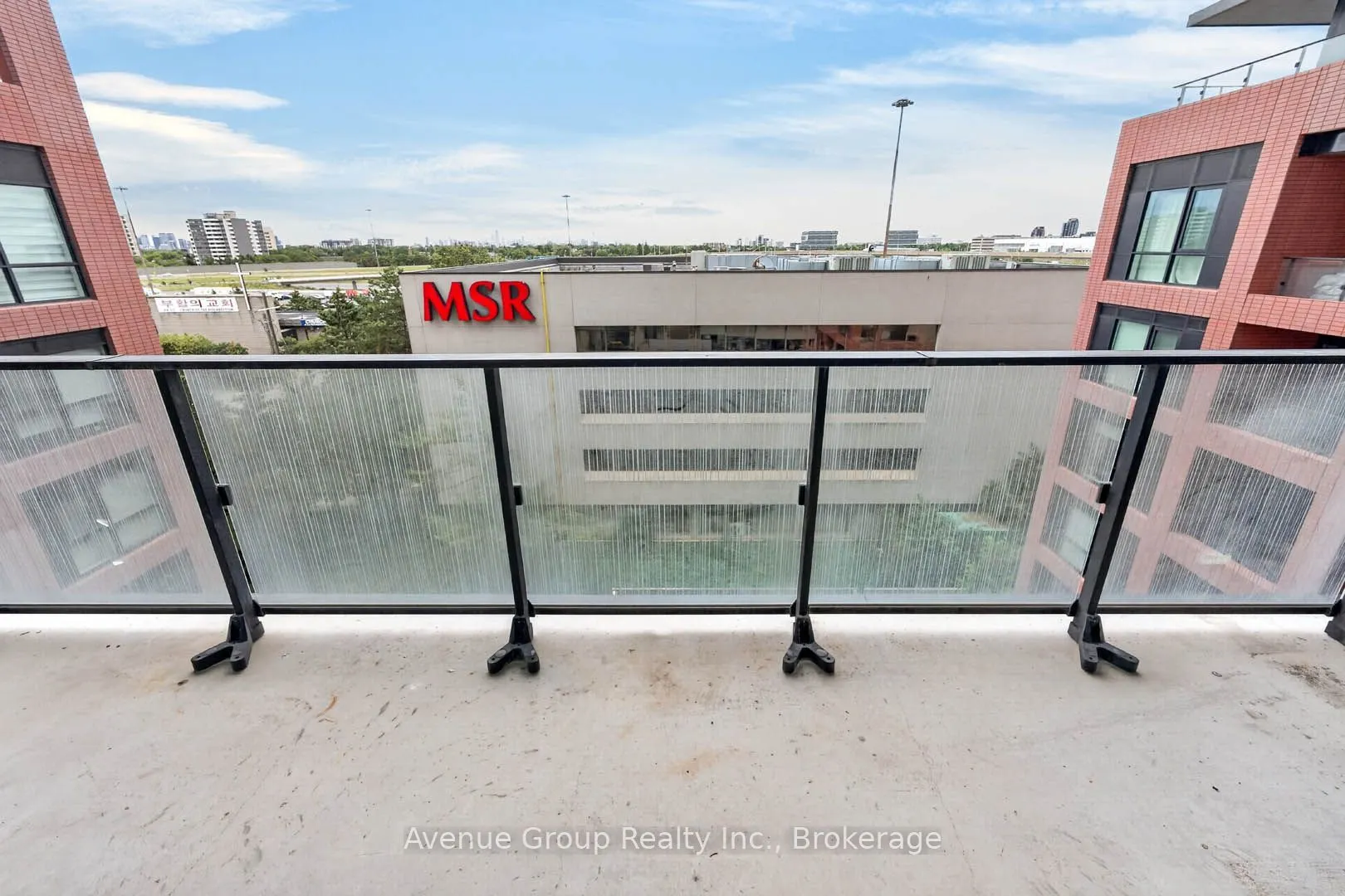 8 Tippett Road #616