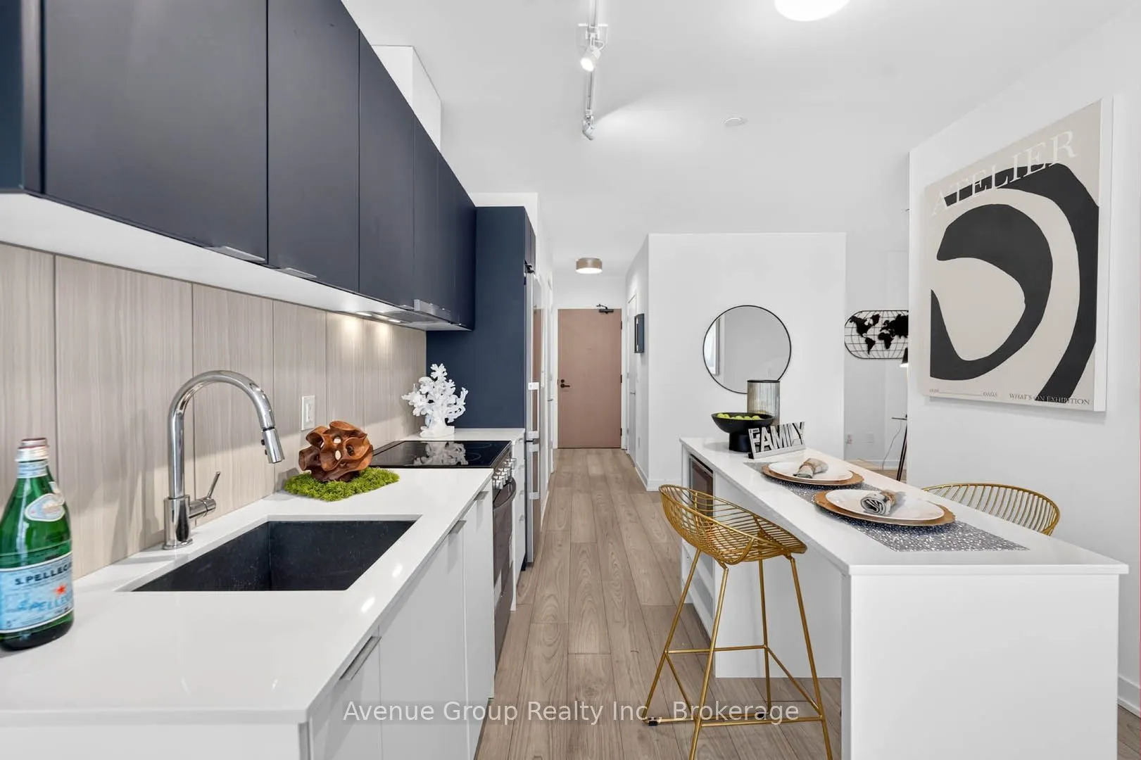 8 Tippett Road #616