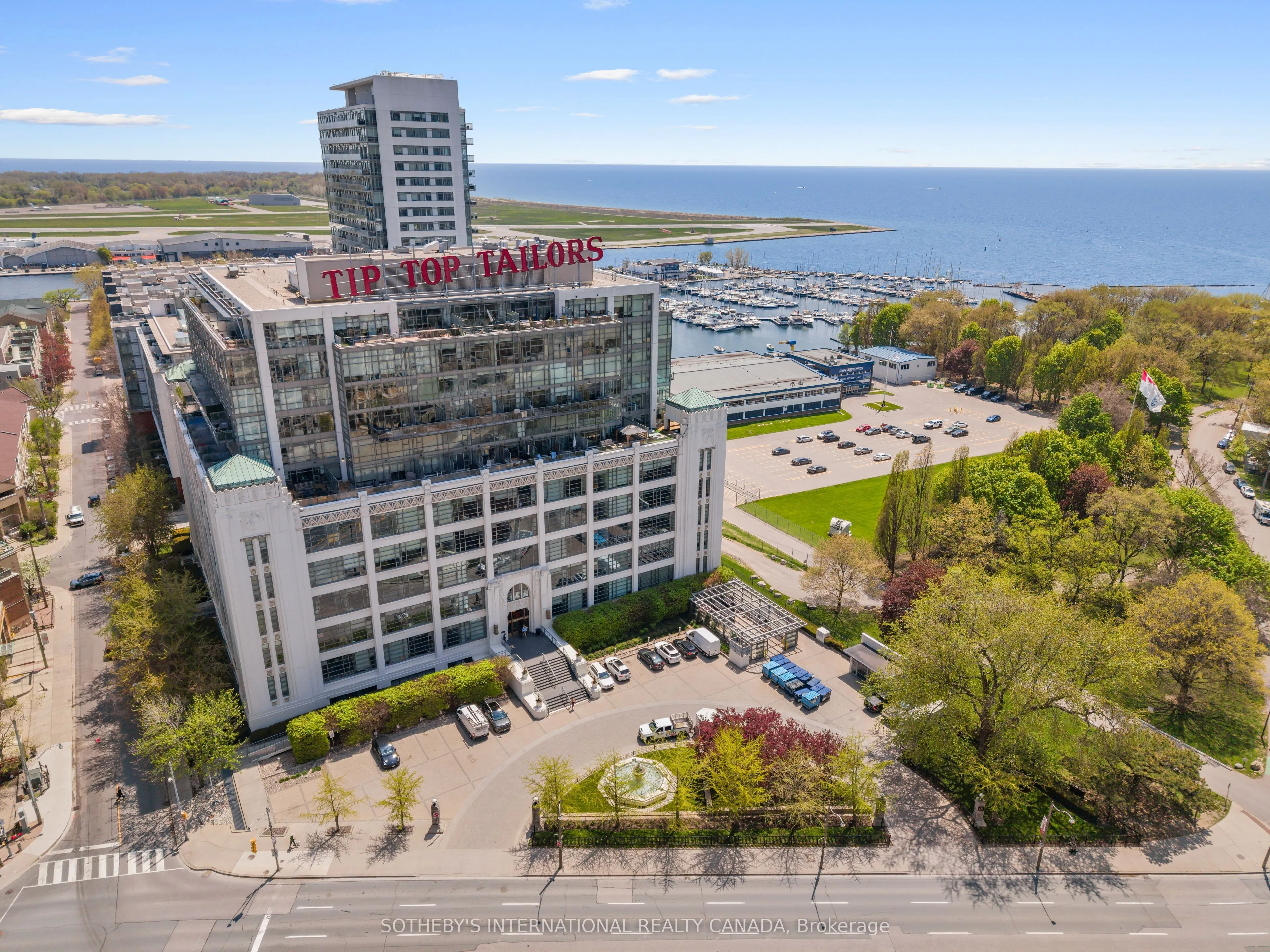 637 Lake Shore Boulevard W #614