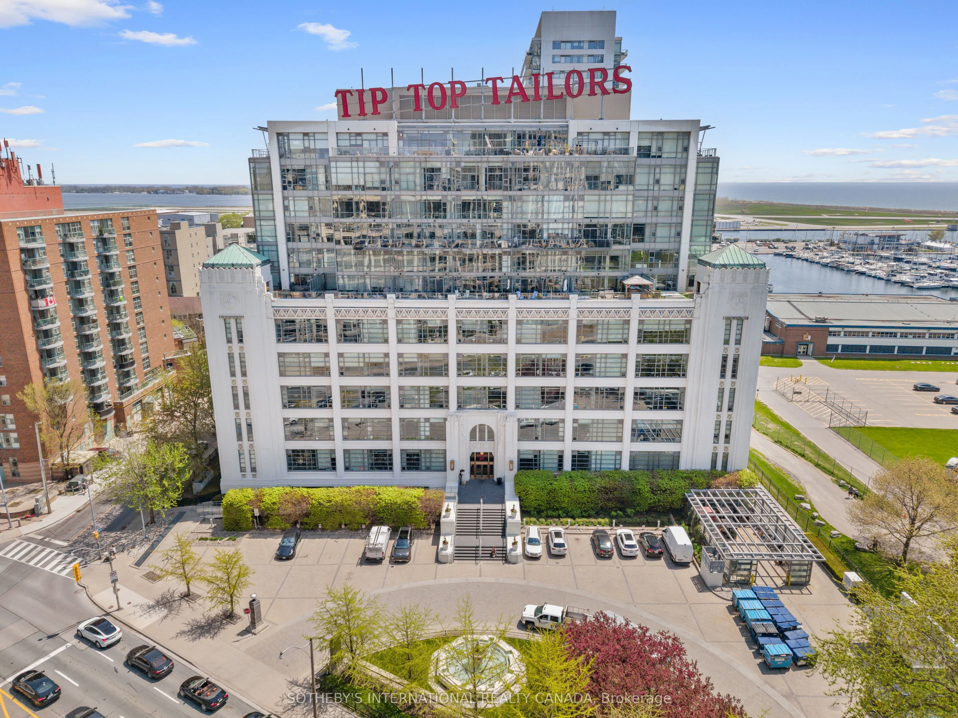 637 Lake Shore Boulevard W #614