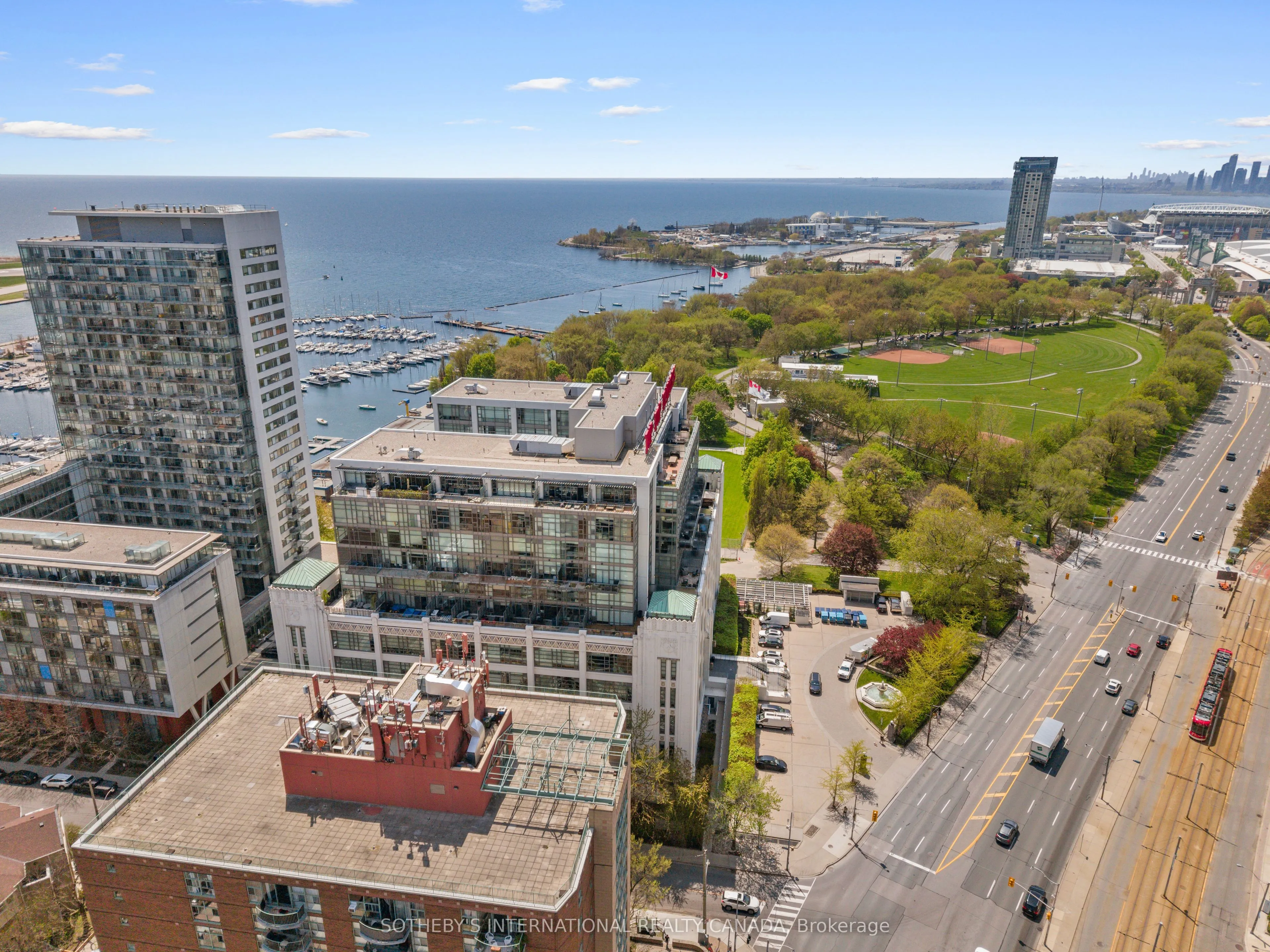637 Lake Shore Boulevard W #614