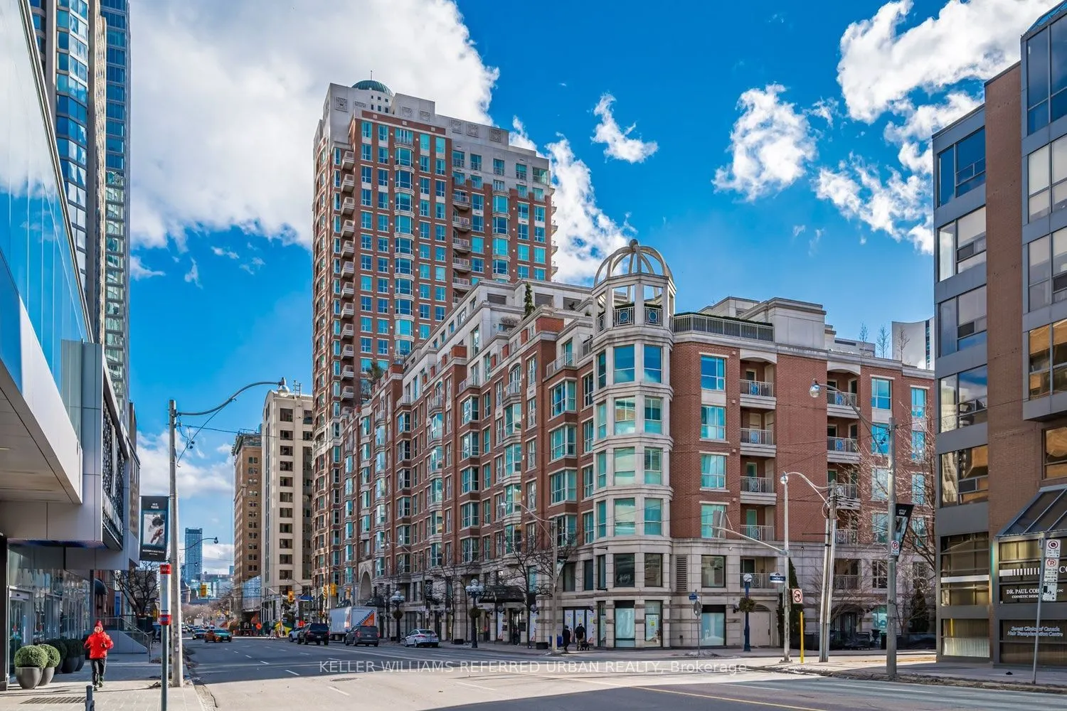 38 Avenue Road #1802