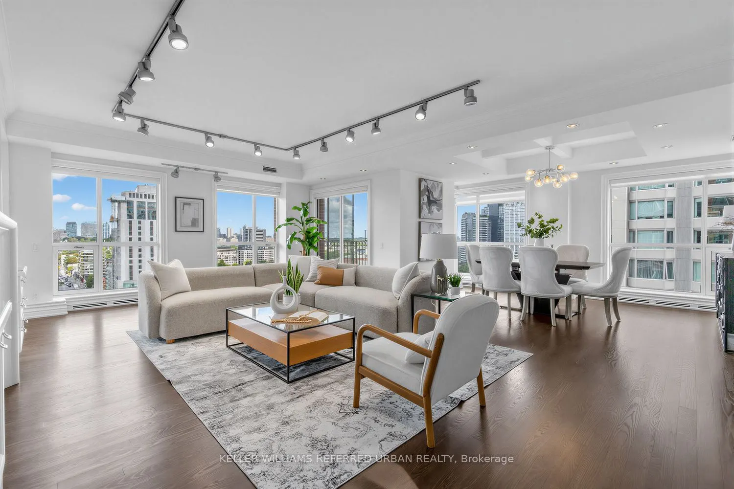 38 Avenue Road #1802