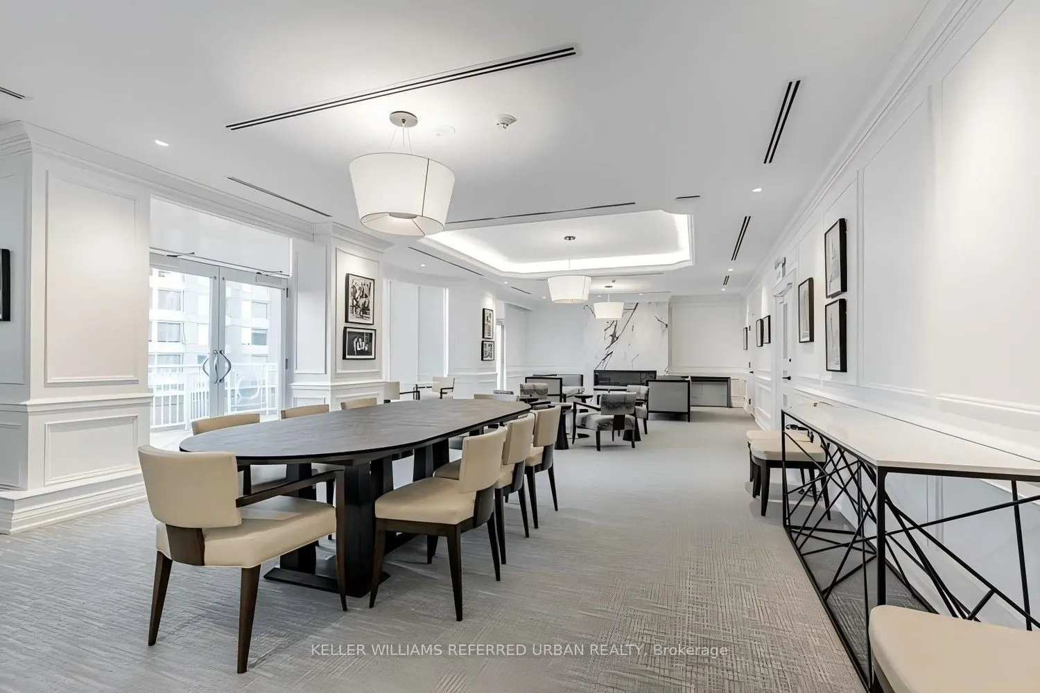 38 Avenue Road #1802