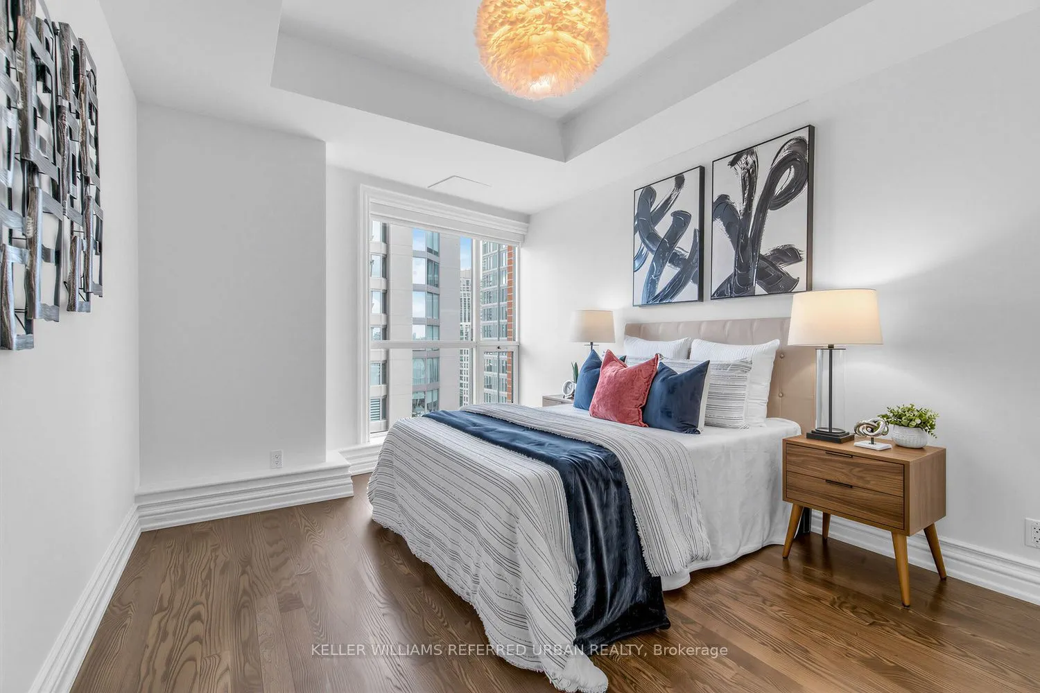 38 Avenue Road #1802