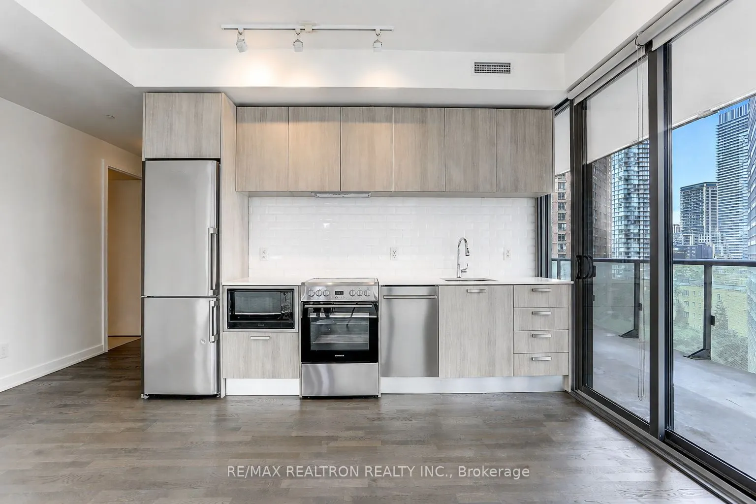 57 St Joseph Street #1008