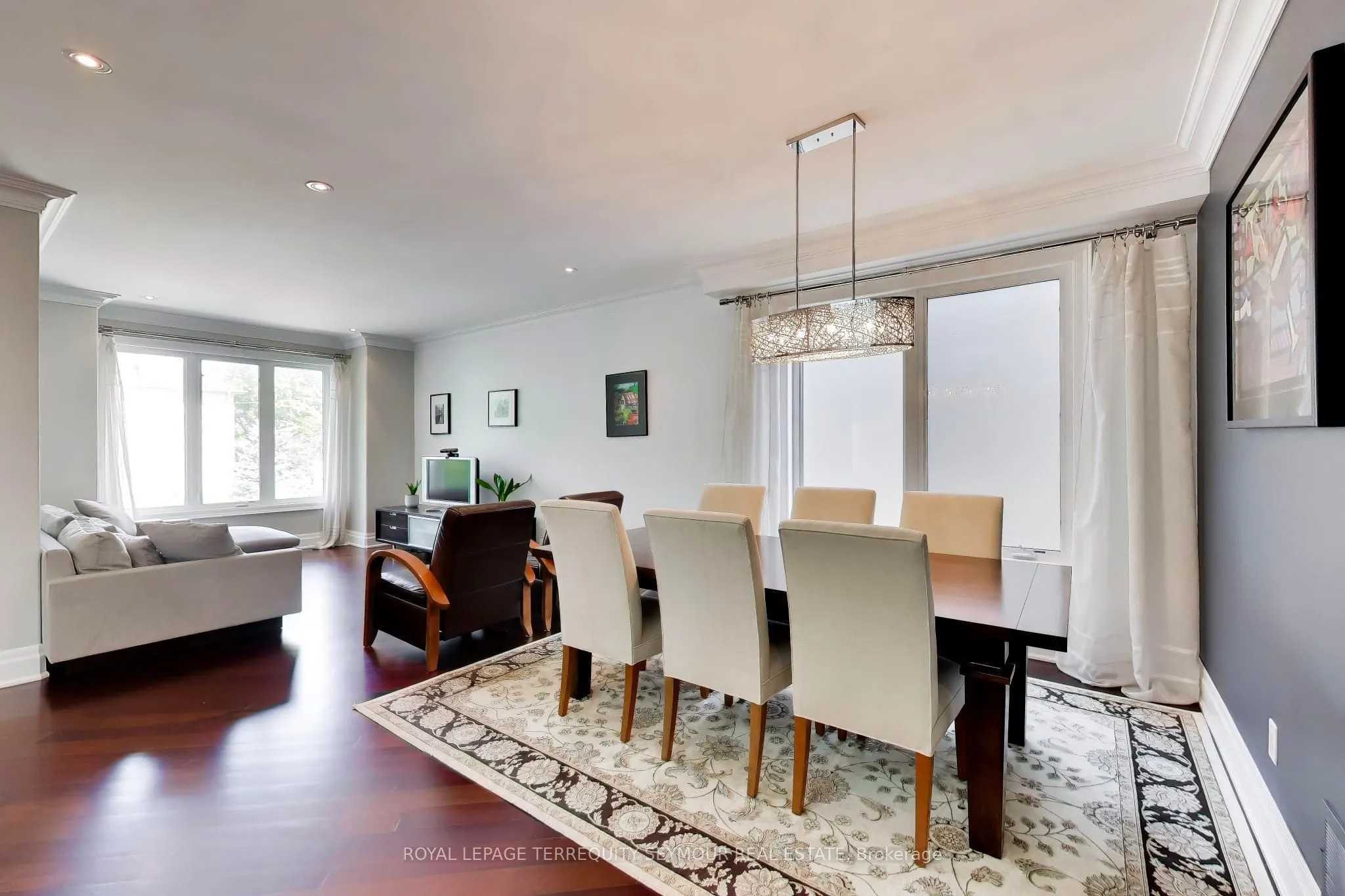 459 Soudan Avenue