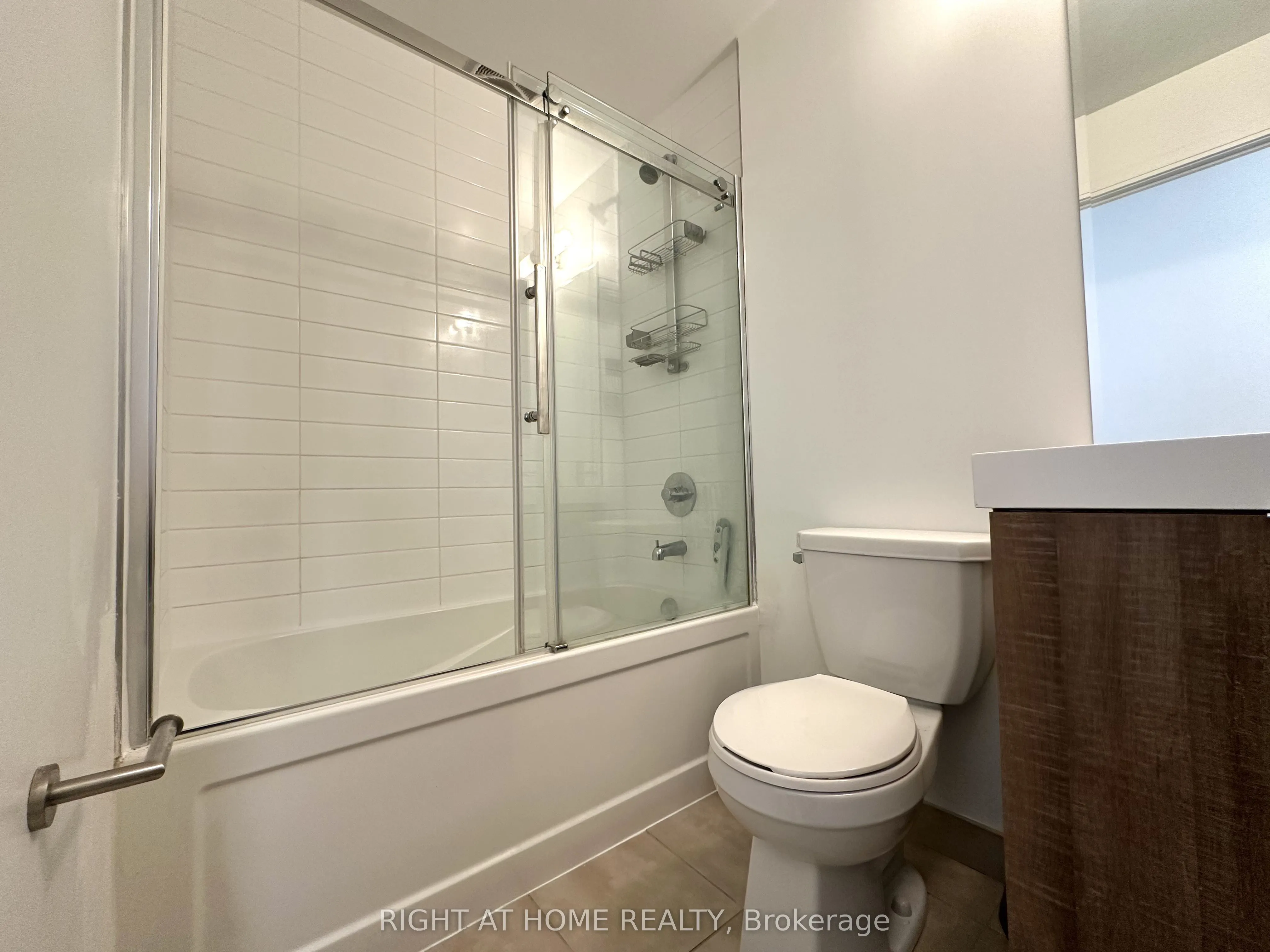 621 Sheppard Avenue E #321
