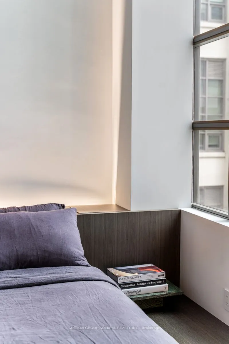 637 Lake Shore Boulevard W #434
