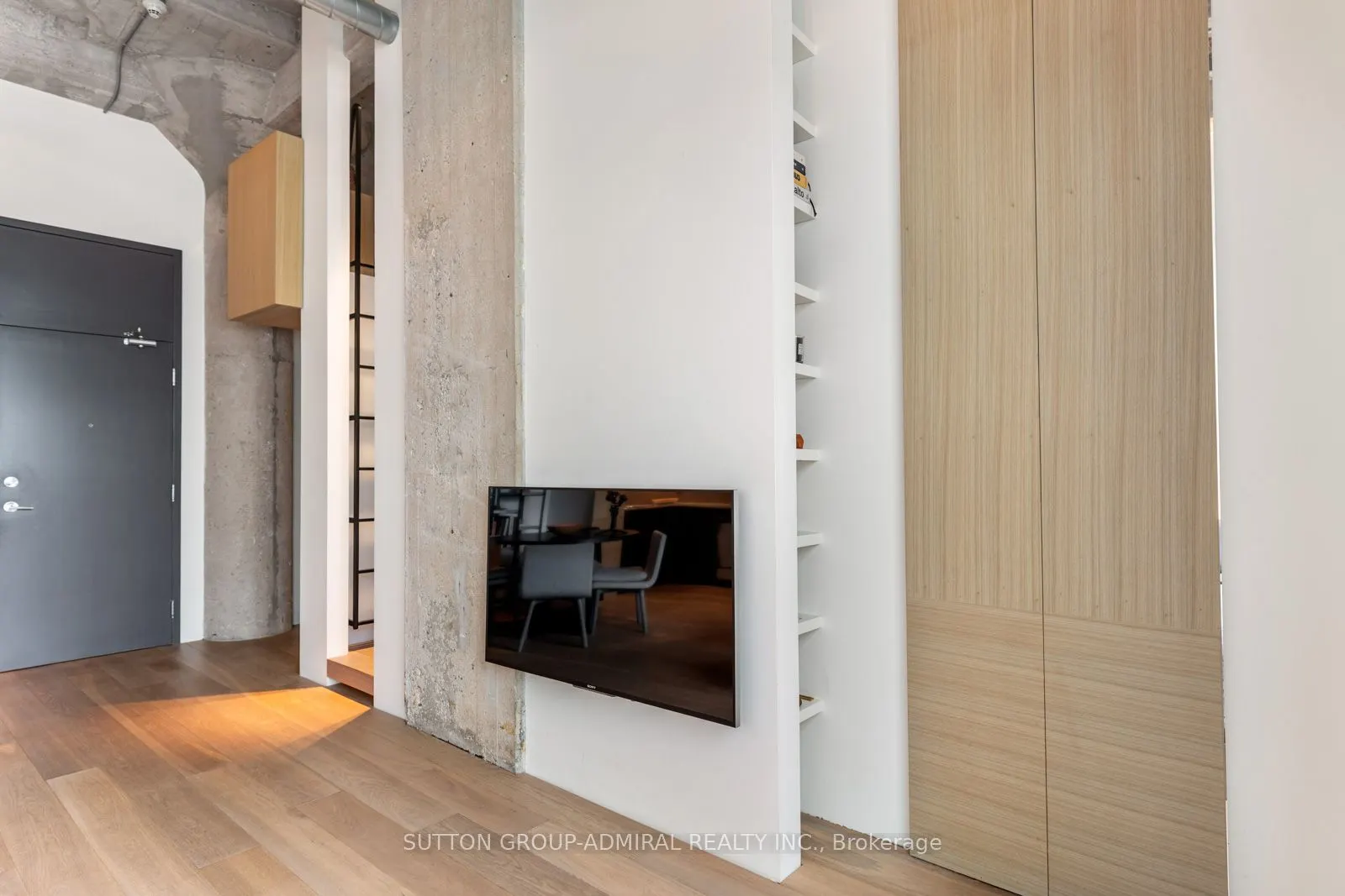 637 Lake Shore Boulevard W #434