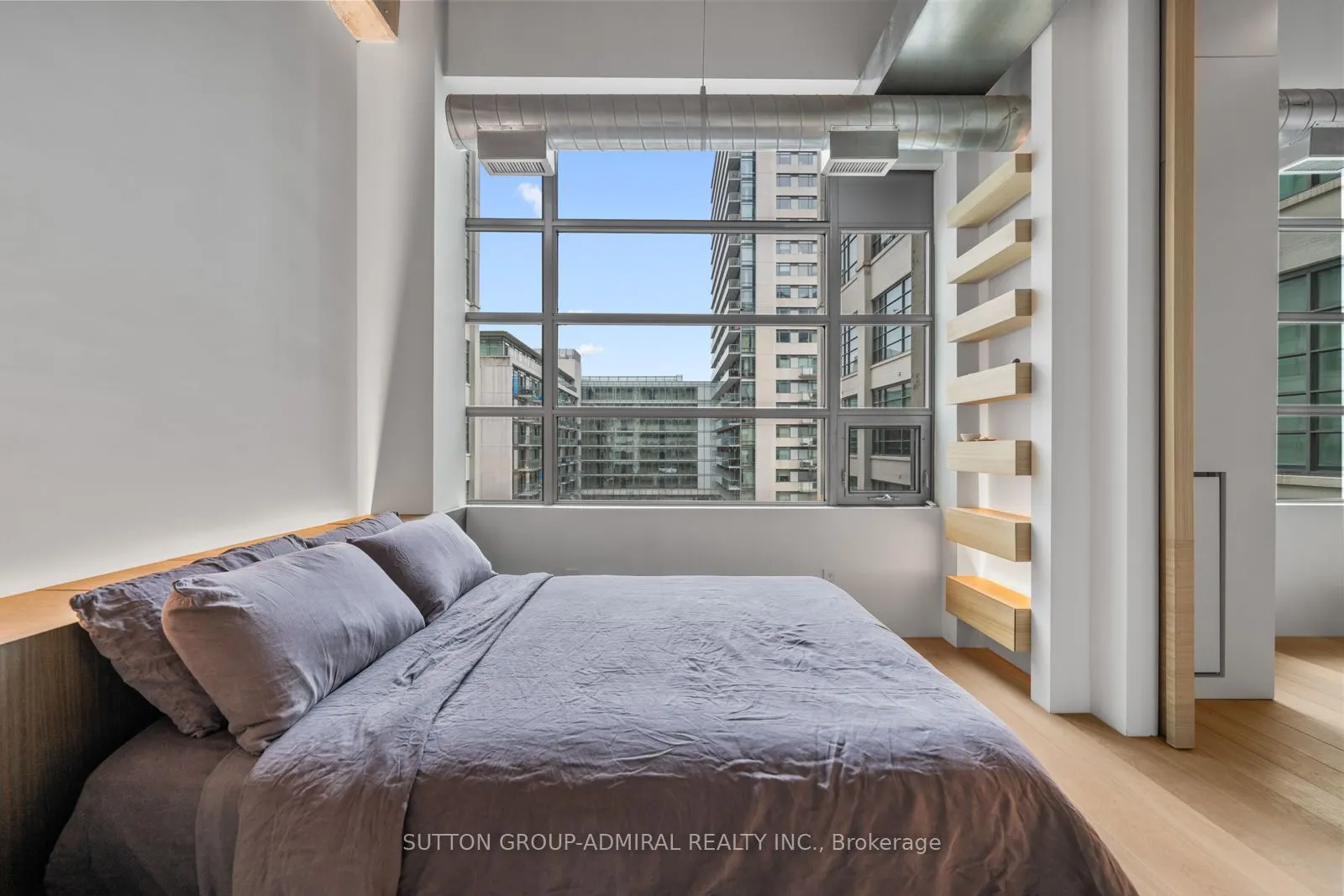 637 Lake Shore Boulevard W #434