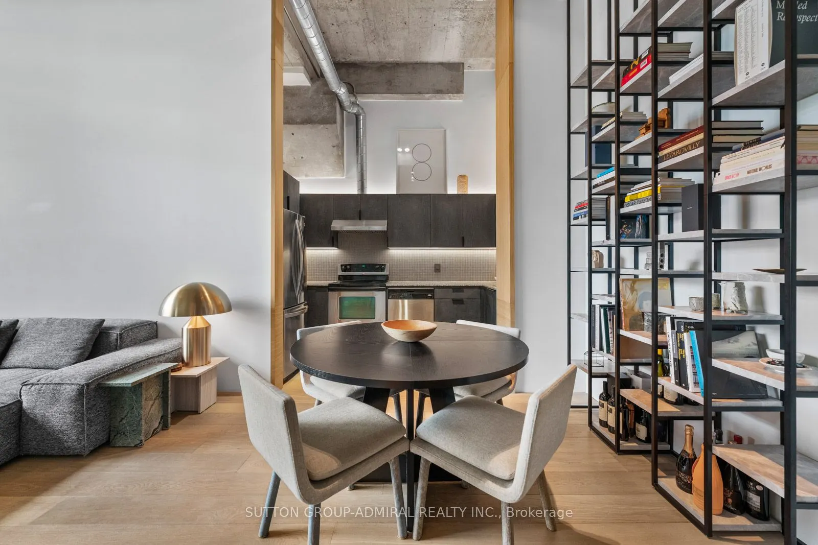 637 Lake Shore Boulevard W #434