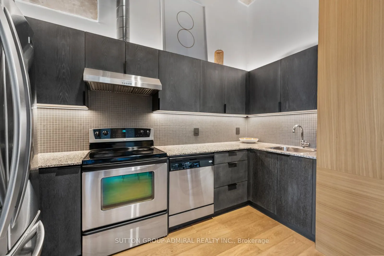 637 Lake Shore Boulevard W #434