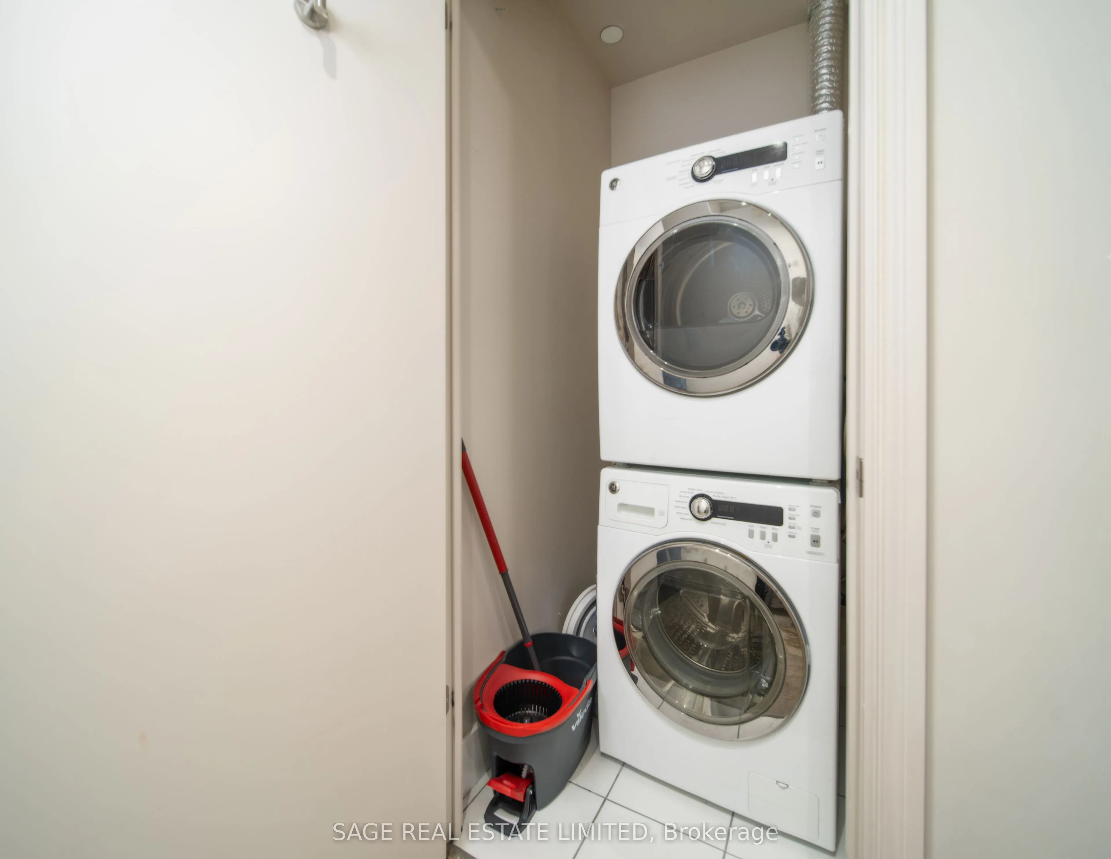 608 RICHMOND Street W #320