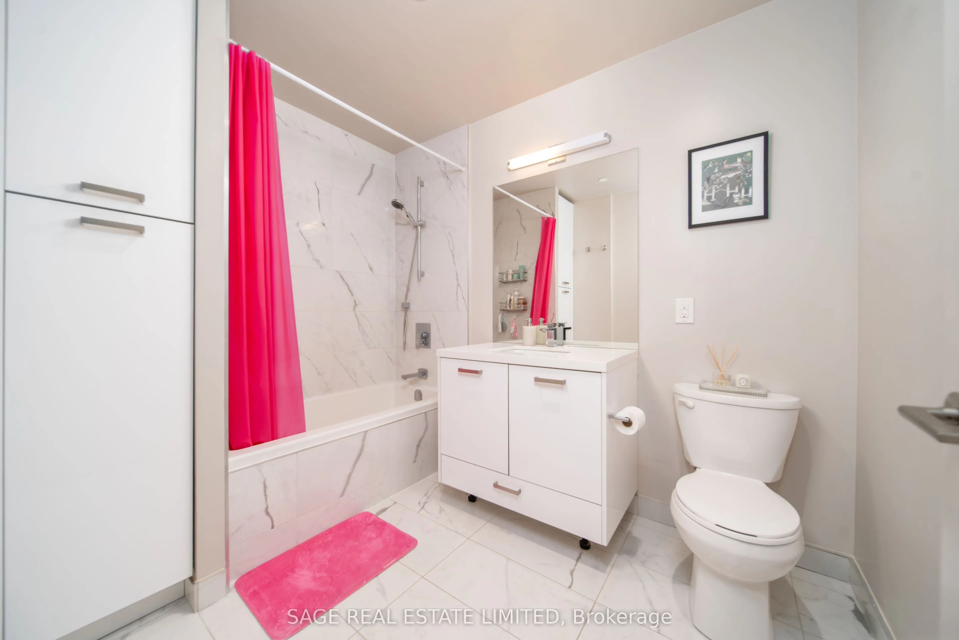 608 RICHMOND Street W #320